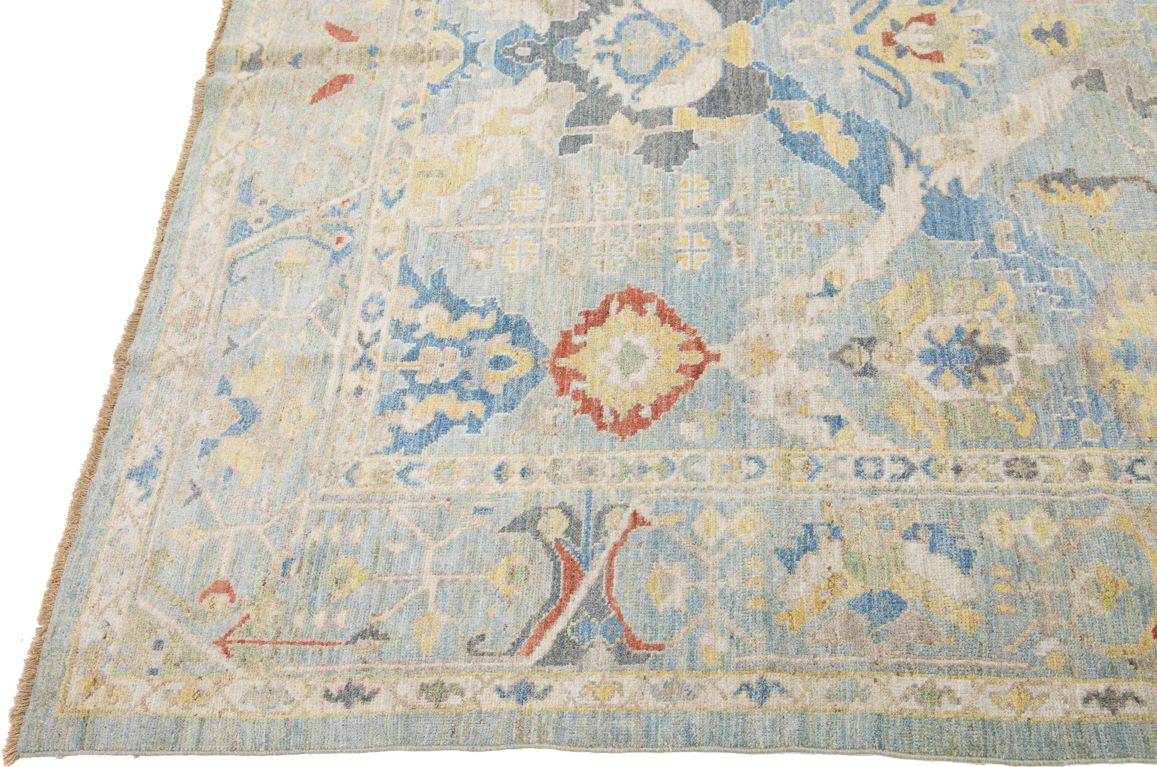 Modern Sultanabad Blue Handmade Floral Wool Rug In New Condition For Sale In Norwalk, CT