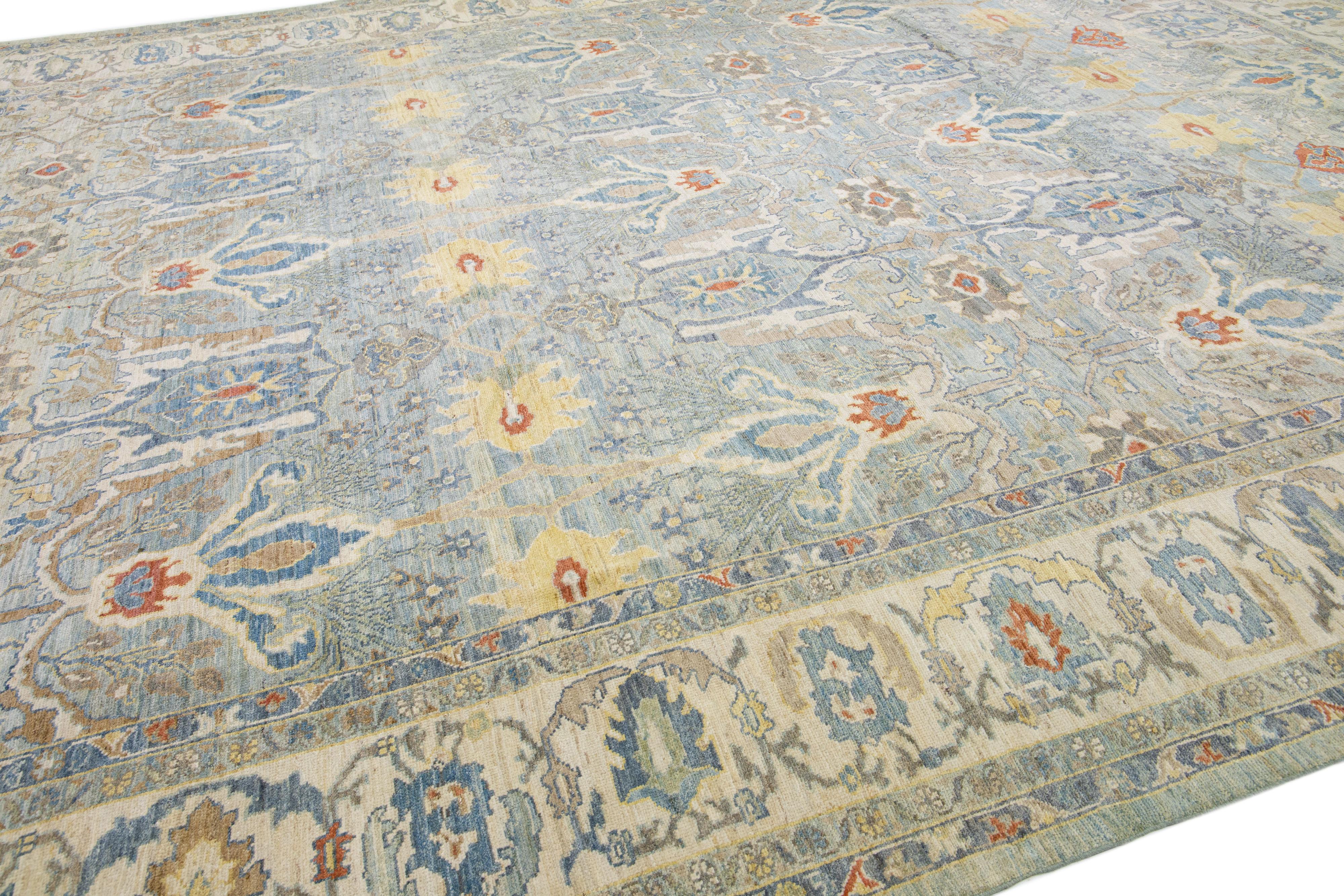 Moderner Sultanabad Grauer handgefertigter Wollteppich mit Blumenmuster im Zustand „Neu“ im Angebot in Norwalk, CT