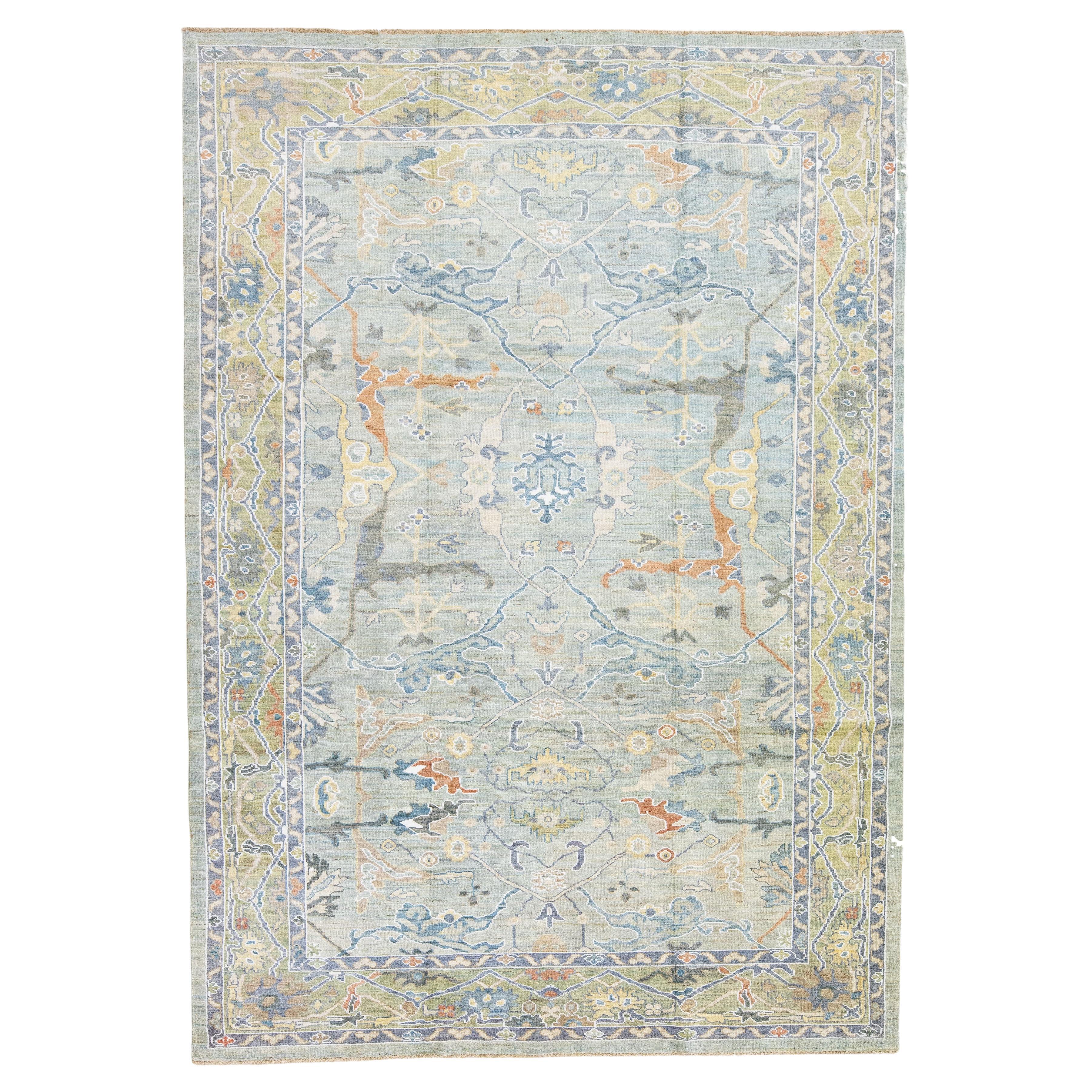 Modern Sultanabad Gray Handmade Floral Pattern Wool Rug For Sale