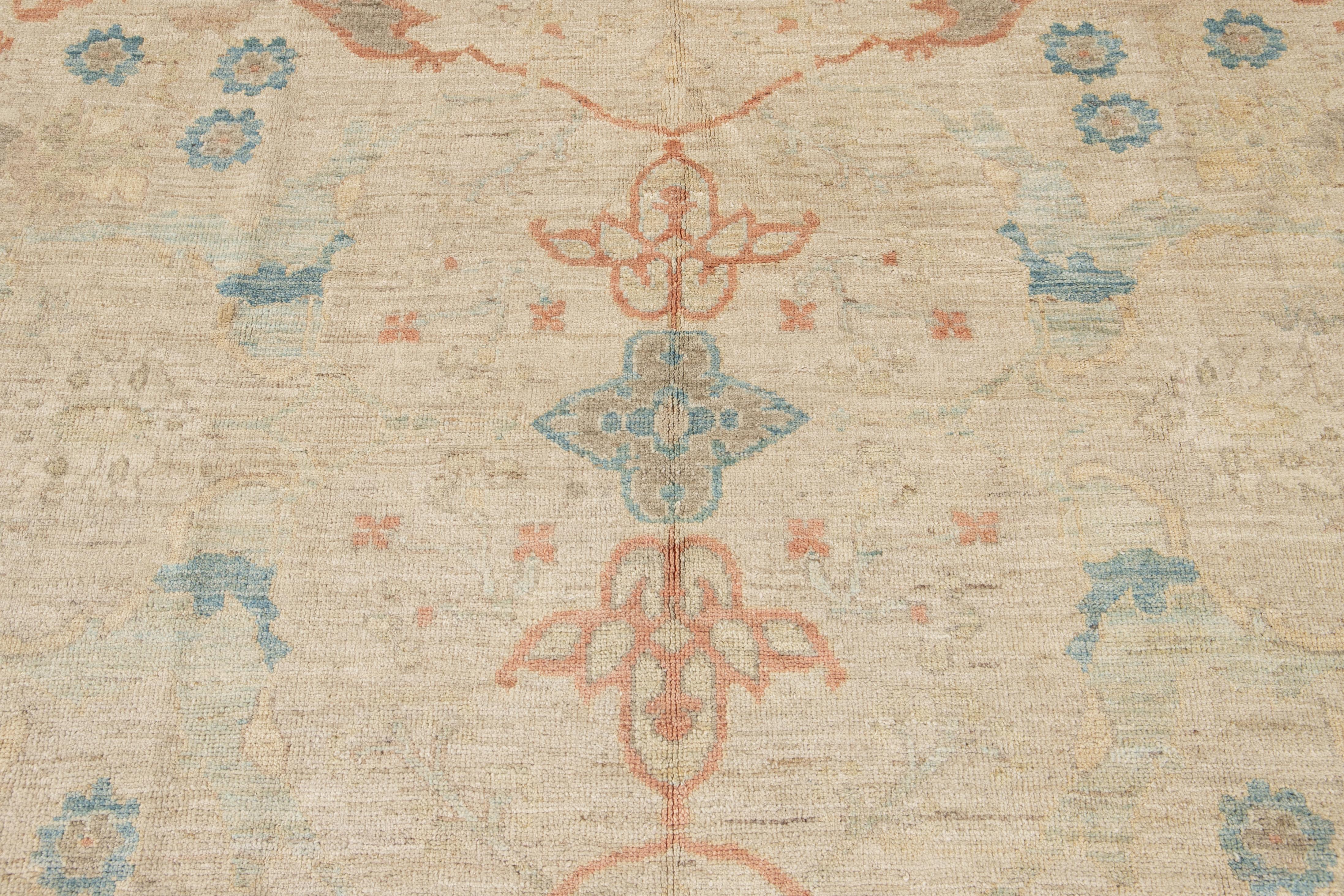 Modern Sultanabad Handmade Beige Floral Wool Rug For Sale 4