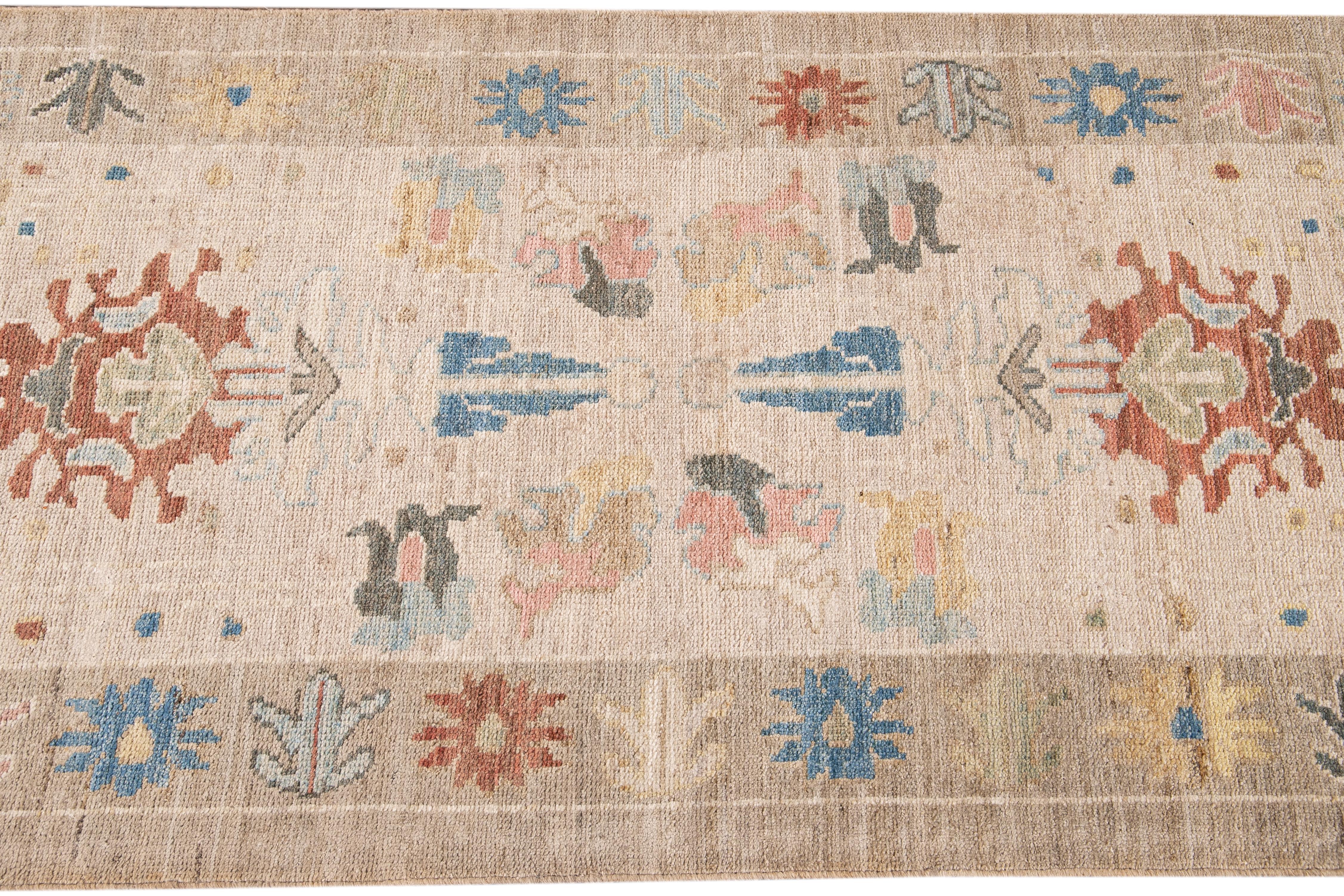 Contemporary Modern Sultanabad Handmade Beige Geometric Floral Long Wool Runner For Sale