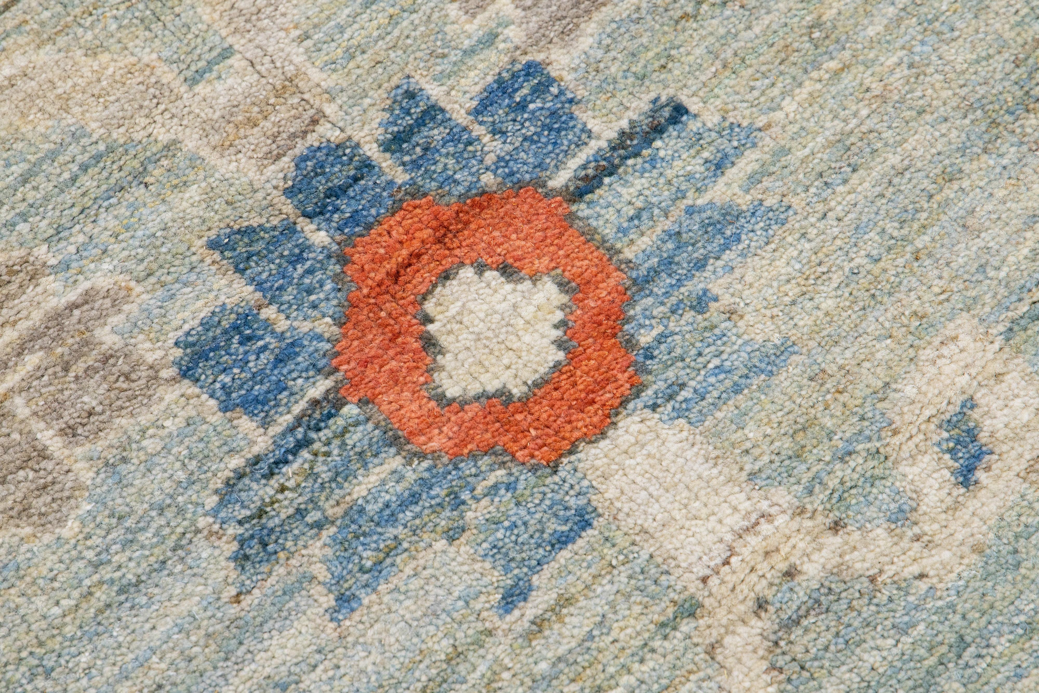 Moderner handgefertigter blauer Sultanabad-Wollteppich mit Blumenmotiv im Angebot 3