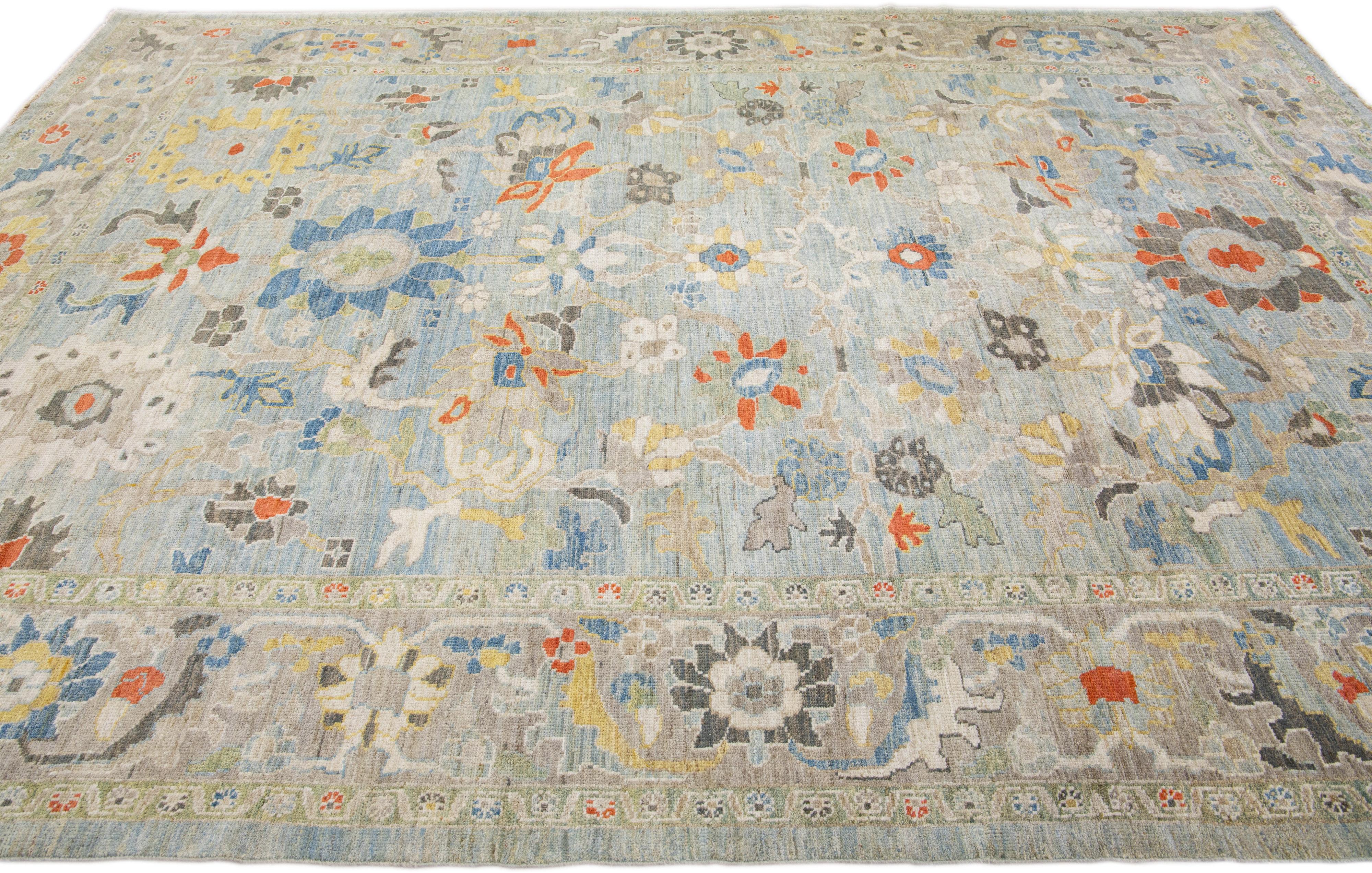 Moderner handgefertigter blauer Sultanabad-Wollteppich mit Blumenmotiv (Handgeknüpft) im Angebot