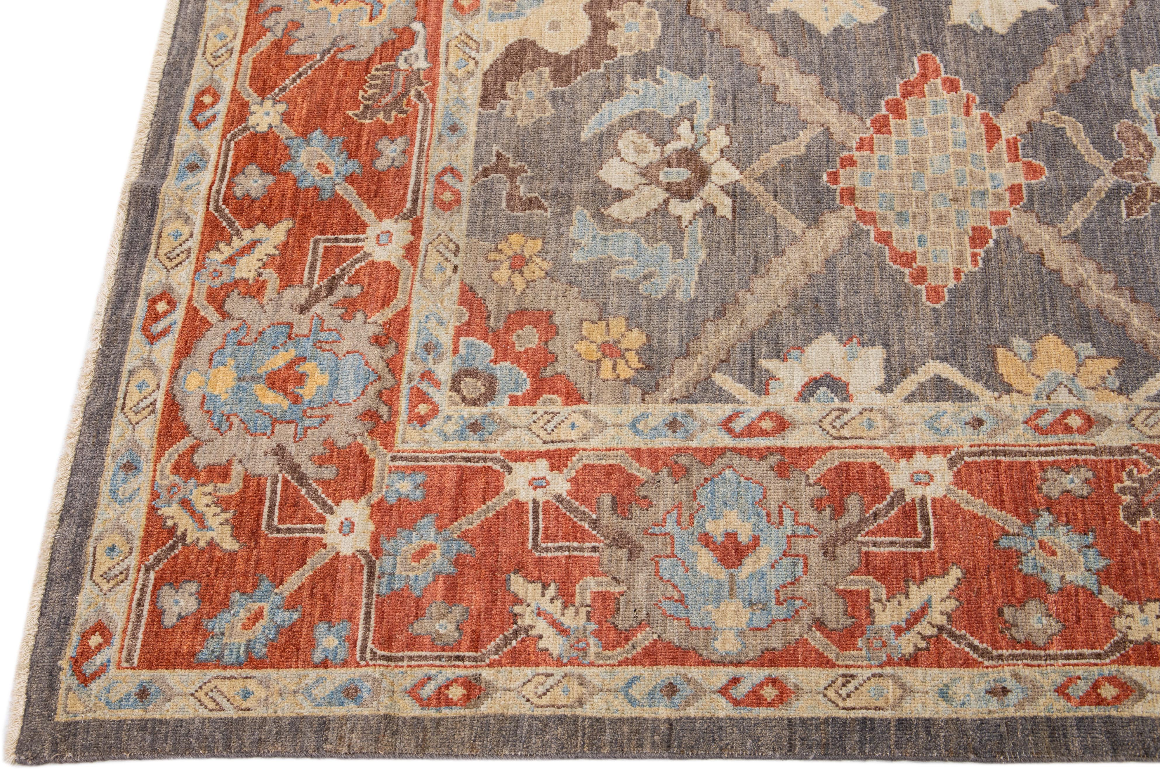 Modern Sultanabad Handmade Gray & Rust Wool Rug with Allover Motif In New Condition For Sale In Norwalk, CT