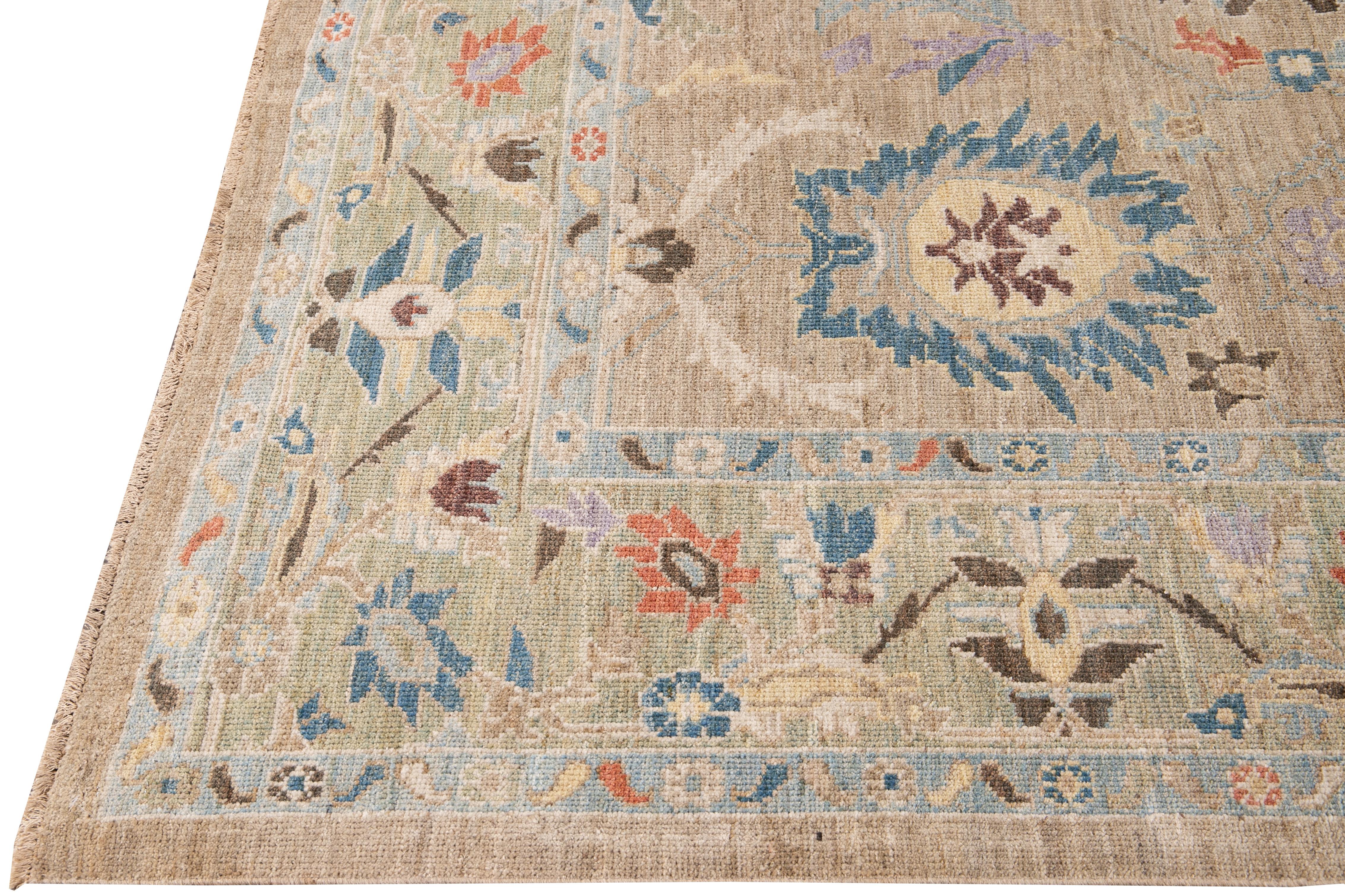 Modern Sultanabad Handmade Multicolor Floral Wool Rug In New Condition For Sale In Norwalk, CT