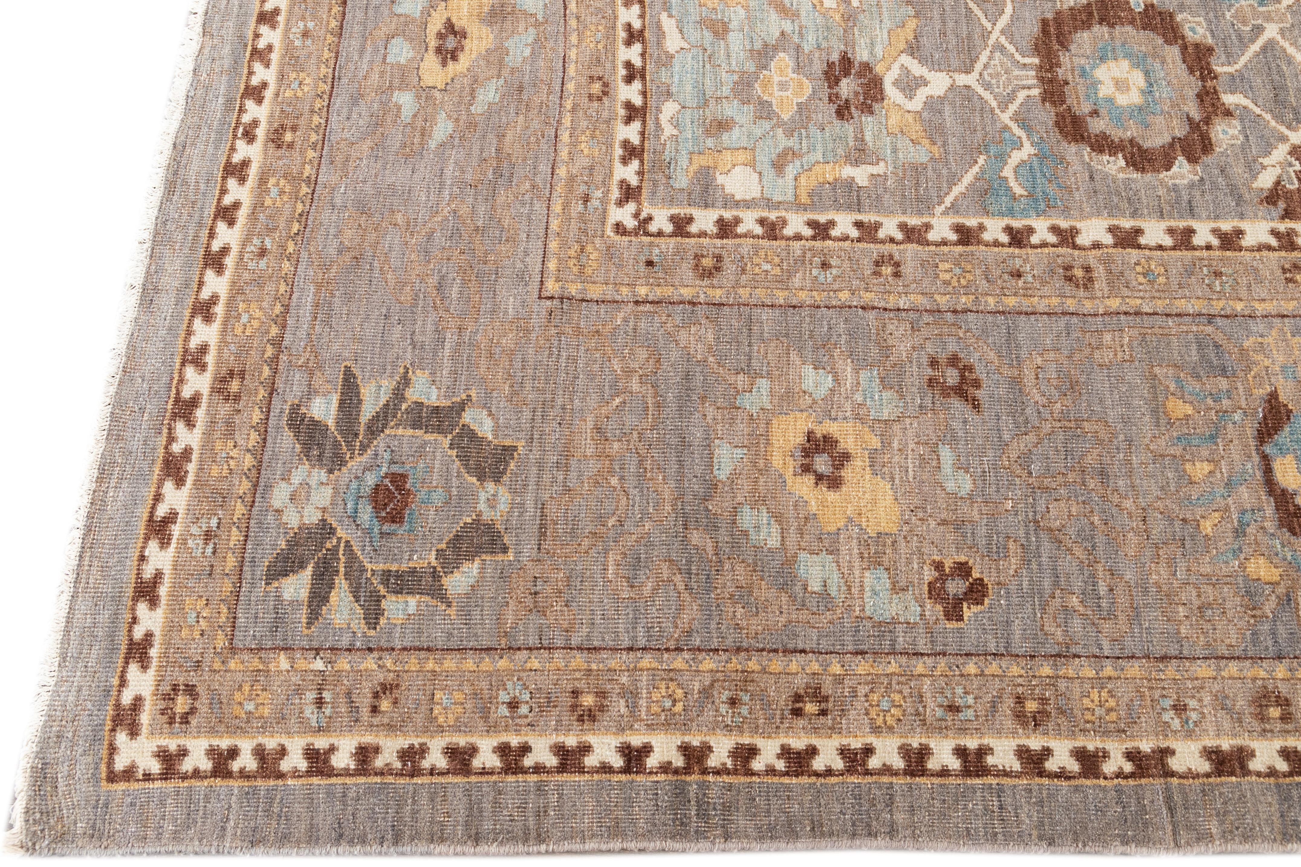 Contemporary Modern Sultanabad Rug For Sale
