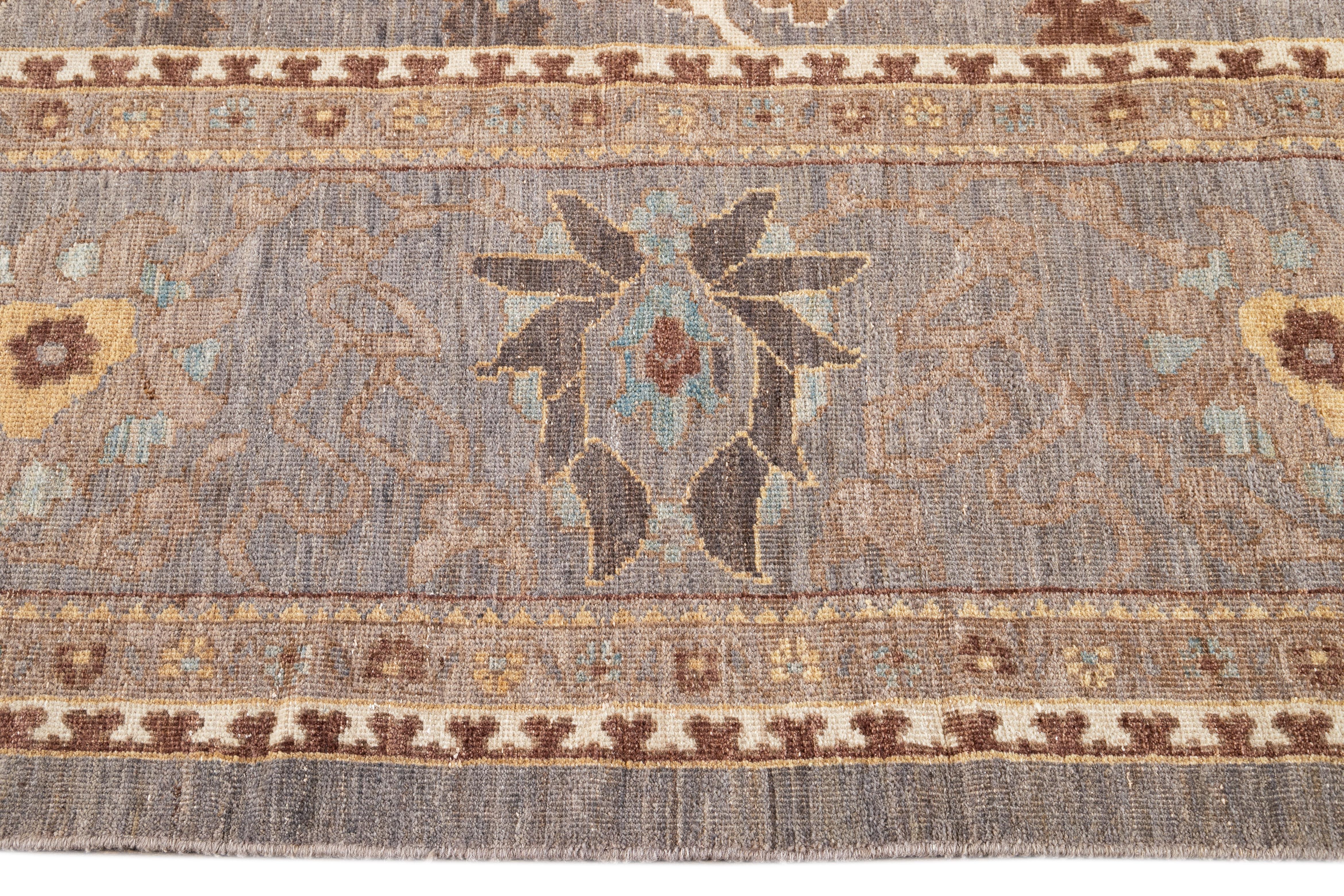 Moderner moderner Sultanabad-Teppich (Wolle) im Angebot