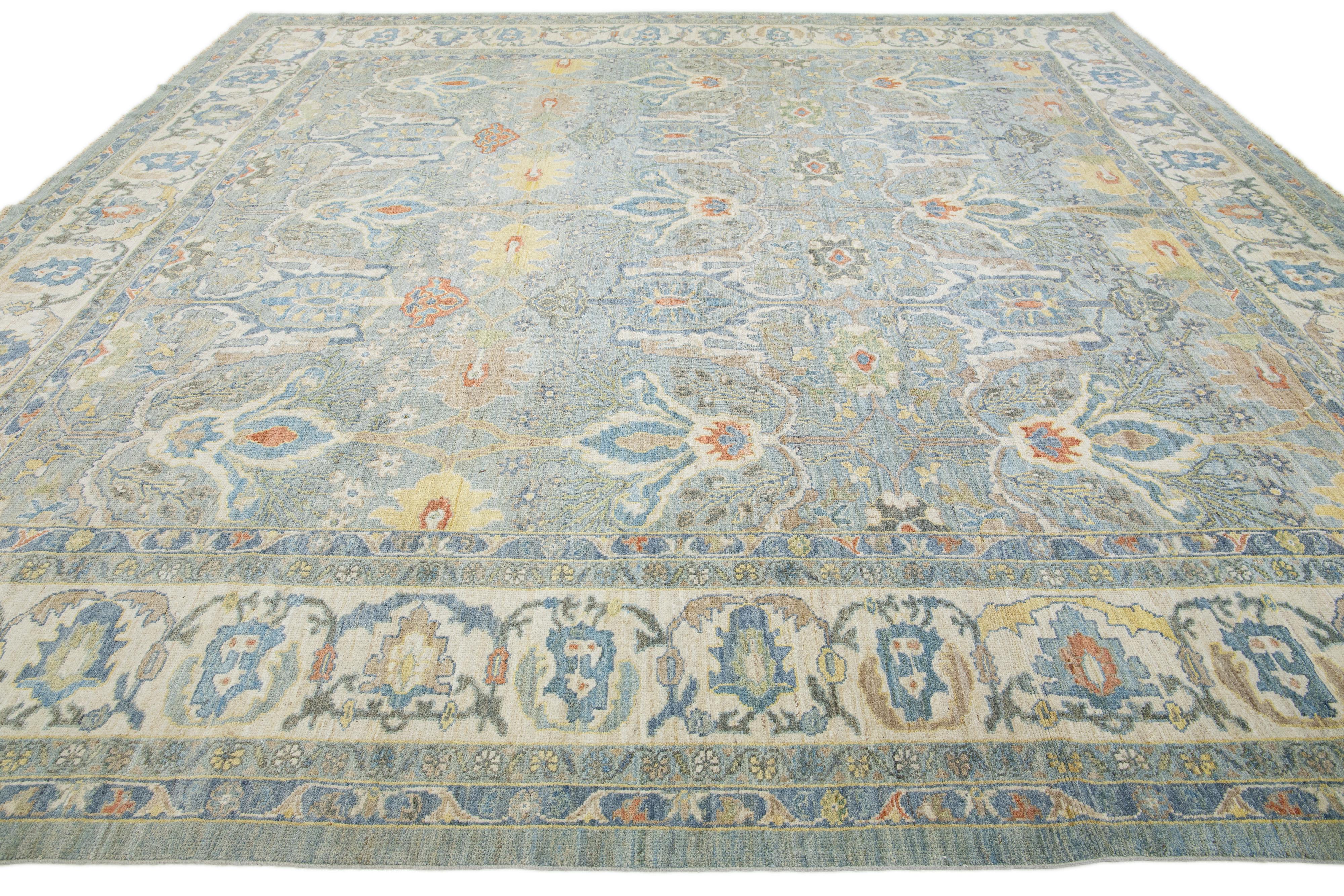 Apadana's Moderner quadratischer Sultanabad-Wollteppich in Blau mit Allover-Muster (21. Jahrhundert und zeitgenössisch) im Angebot