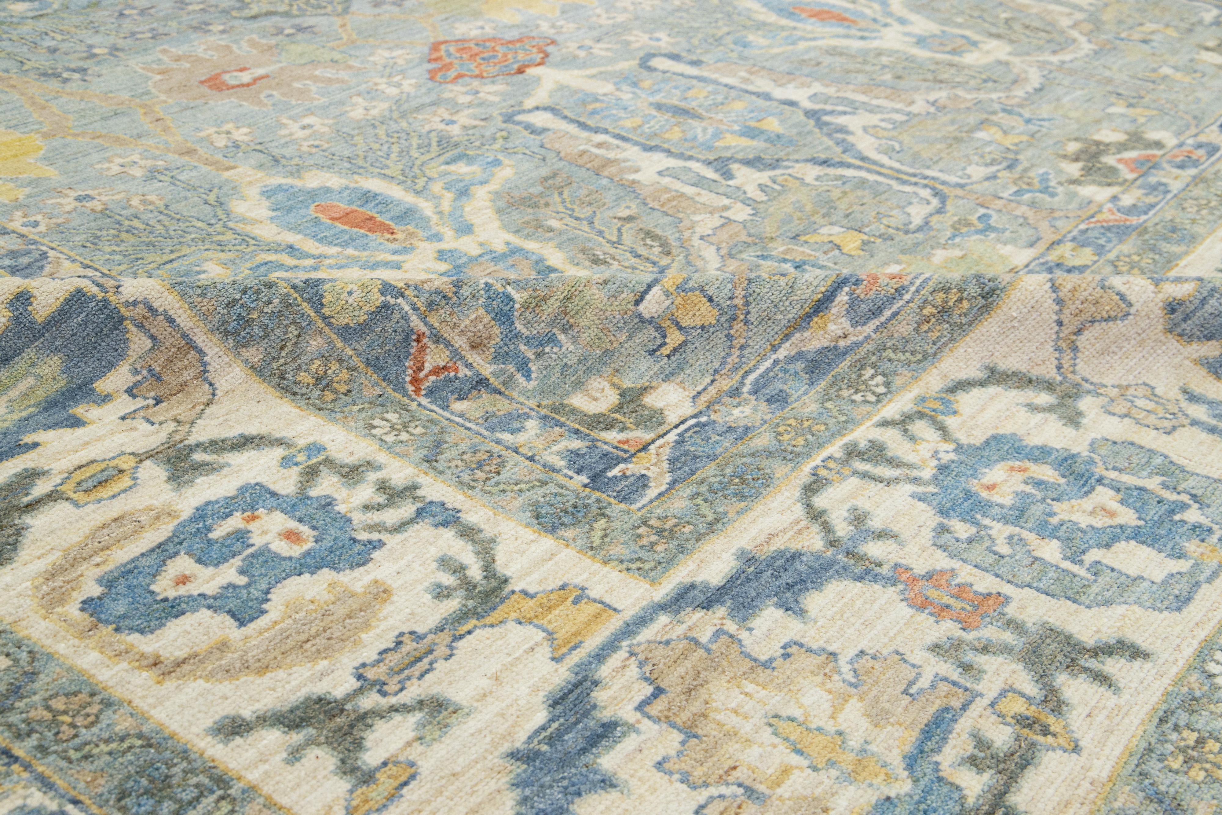Apadana's Moderner quadratischer Sultanabad-Wollteppich in Blau mit Allover-Muster (Wolle) im Angebot