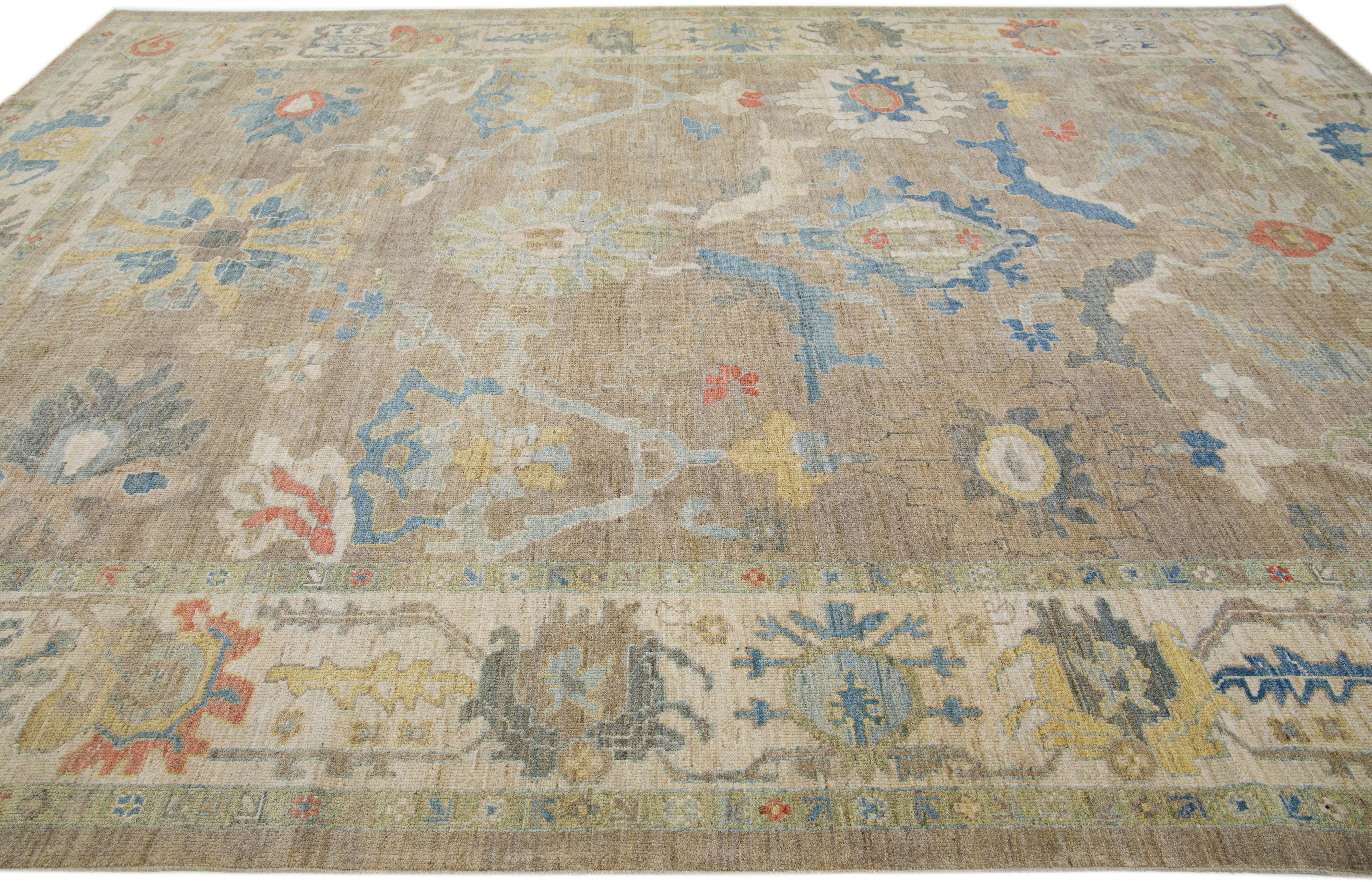 Persian Modern Sultanabad Tan Wool Rug with Floral Design For Sale