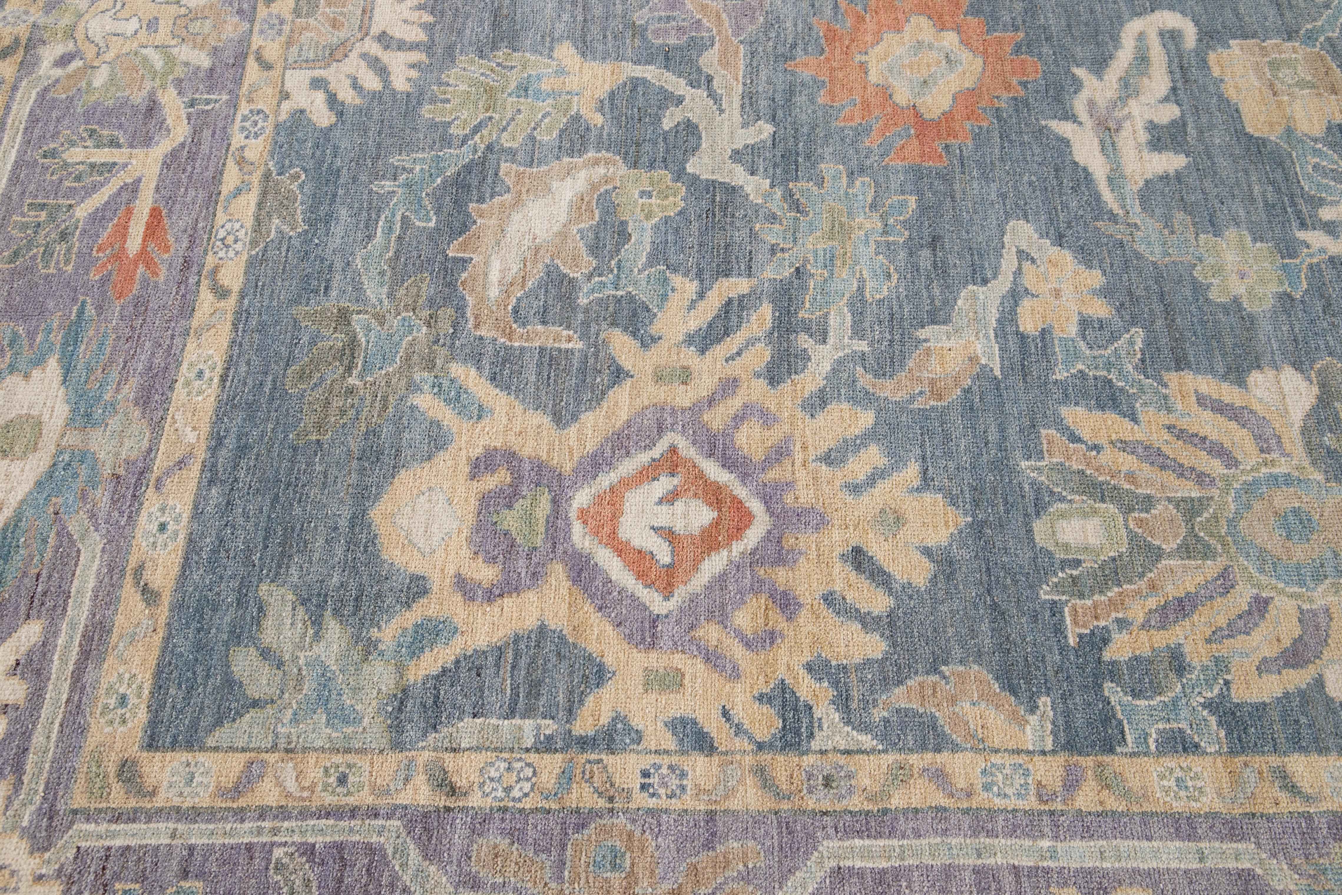 Modern Sultanabad Wool Rug In New Condition For Sale In Norwalk, CT