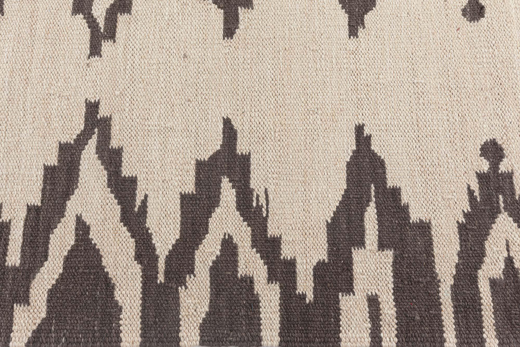 Modern Swedish Flat Weave rug by Doris Leslie Blau
Size: 10'2