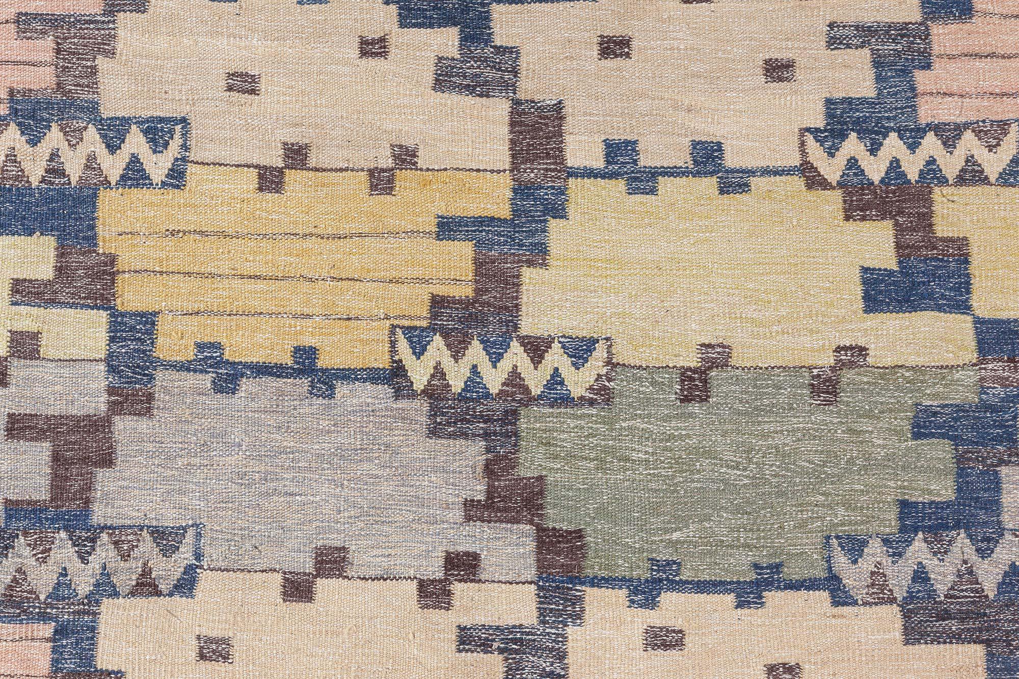 Modern Swedish Flat Weave Rug
Size: 10'6
