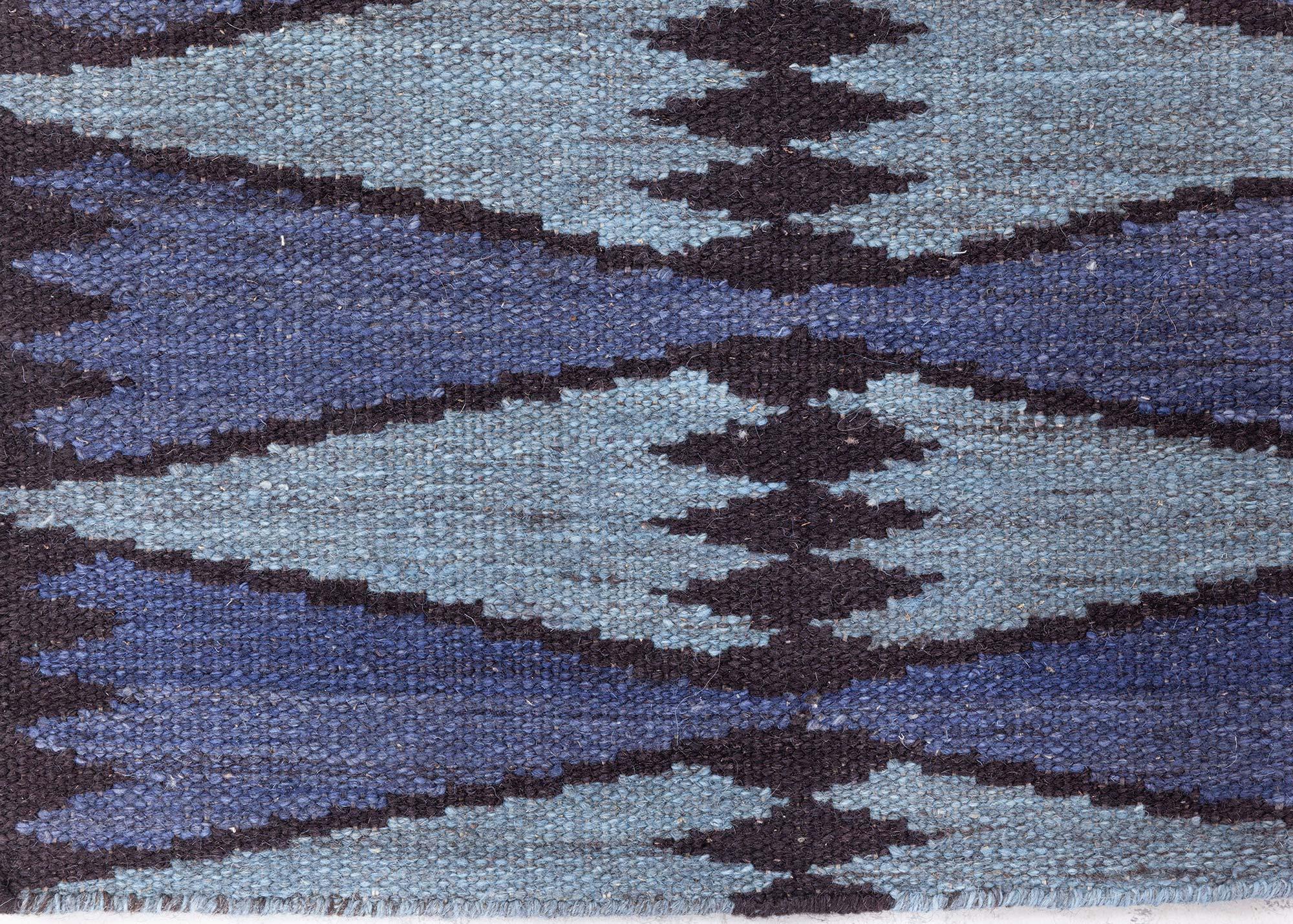 Scandinavo Runner moderno svedese a trama piatta (frammento) Doris Leslie Blau in vendita