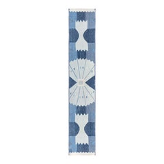 Moderner schwedischer Flachgewebe-Wollfragment-Läufer von Doris Leslie Blau