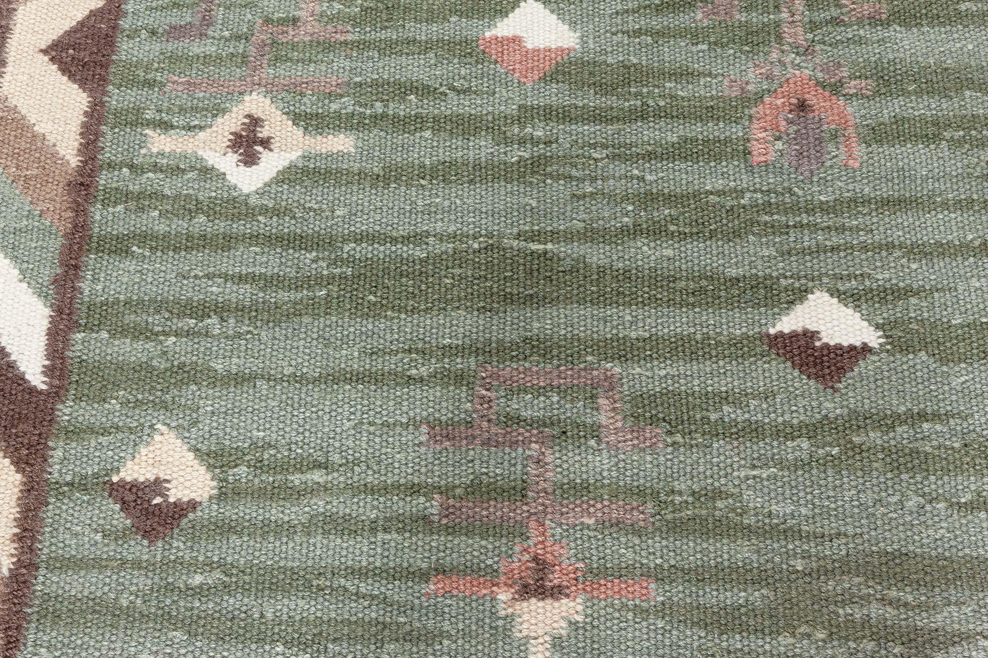 Moderner schwedisch inspirierter Flachgewebeteppich von Doris Leslie Blau
Größe: 5'5