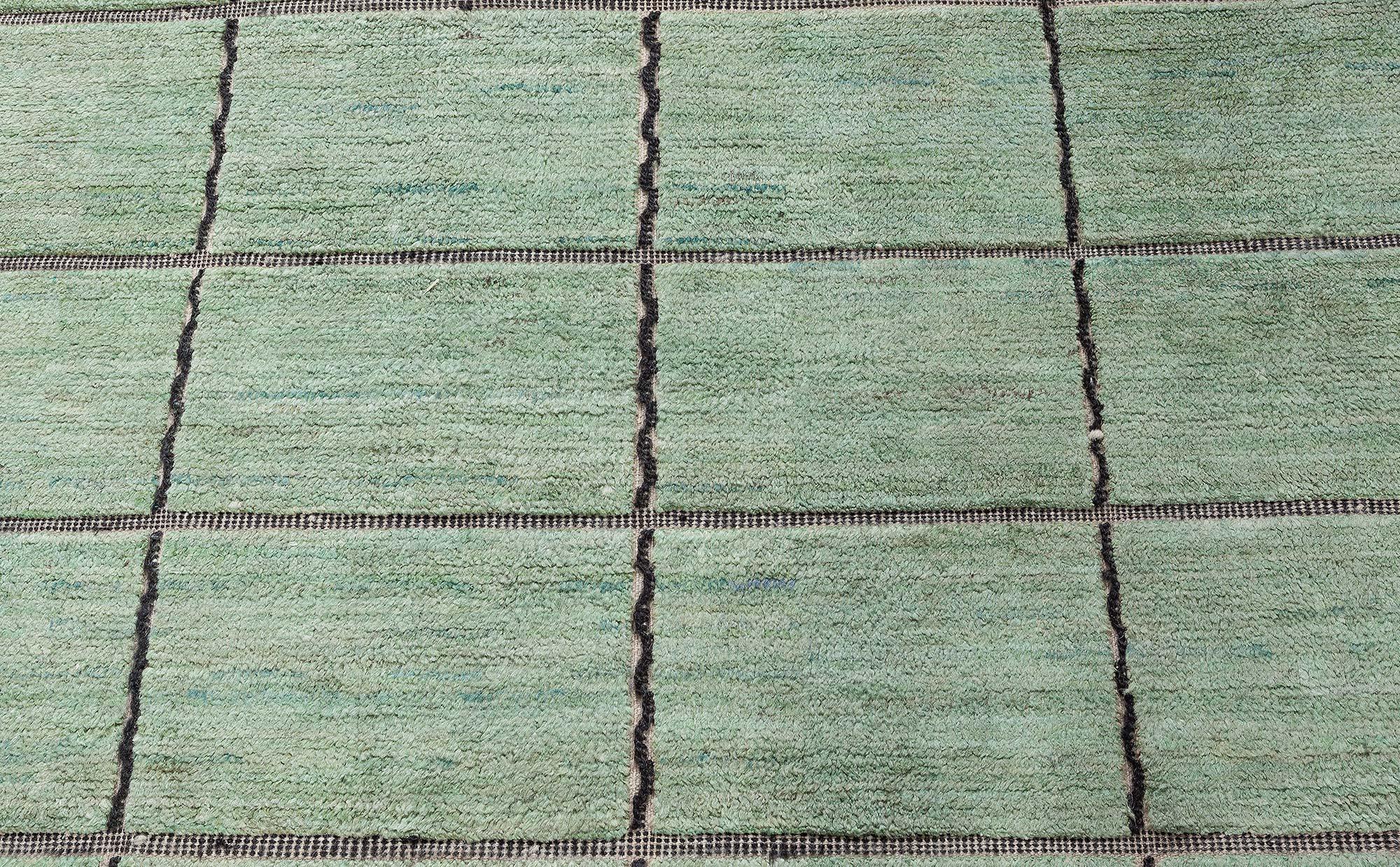 Tappeto moderno di ispirazione svedese a quadretti Greene & Greene di Doris Leslie Blau
Dimensioni: 14'0