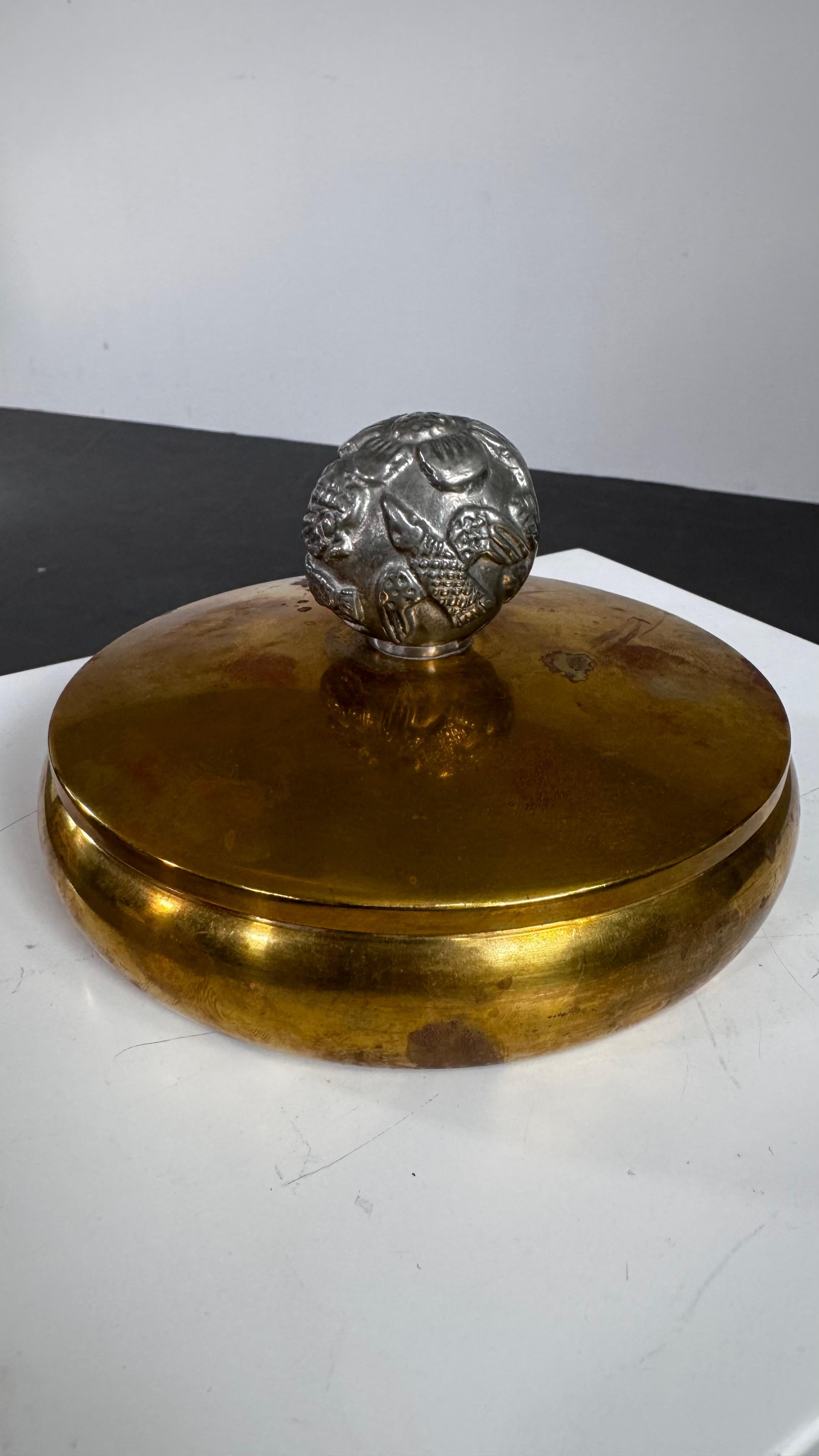 Vaso con coperchio svedese moderno di Carl-Einar Borgström per Ystad-Metall, anni '30 in vendita 1