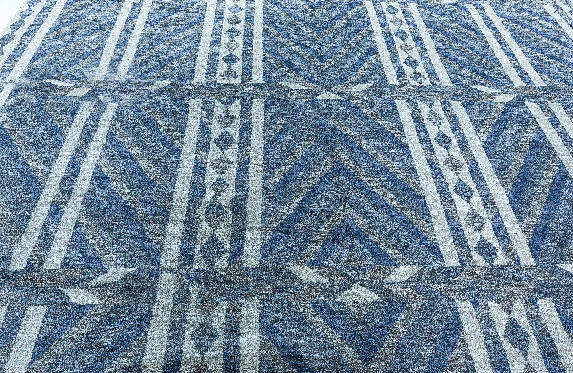 XXI secolo e contemporaneo Tappeto moderno con design a pelo svedese di Doris Leslie Blau in vendita