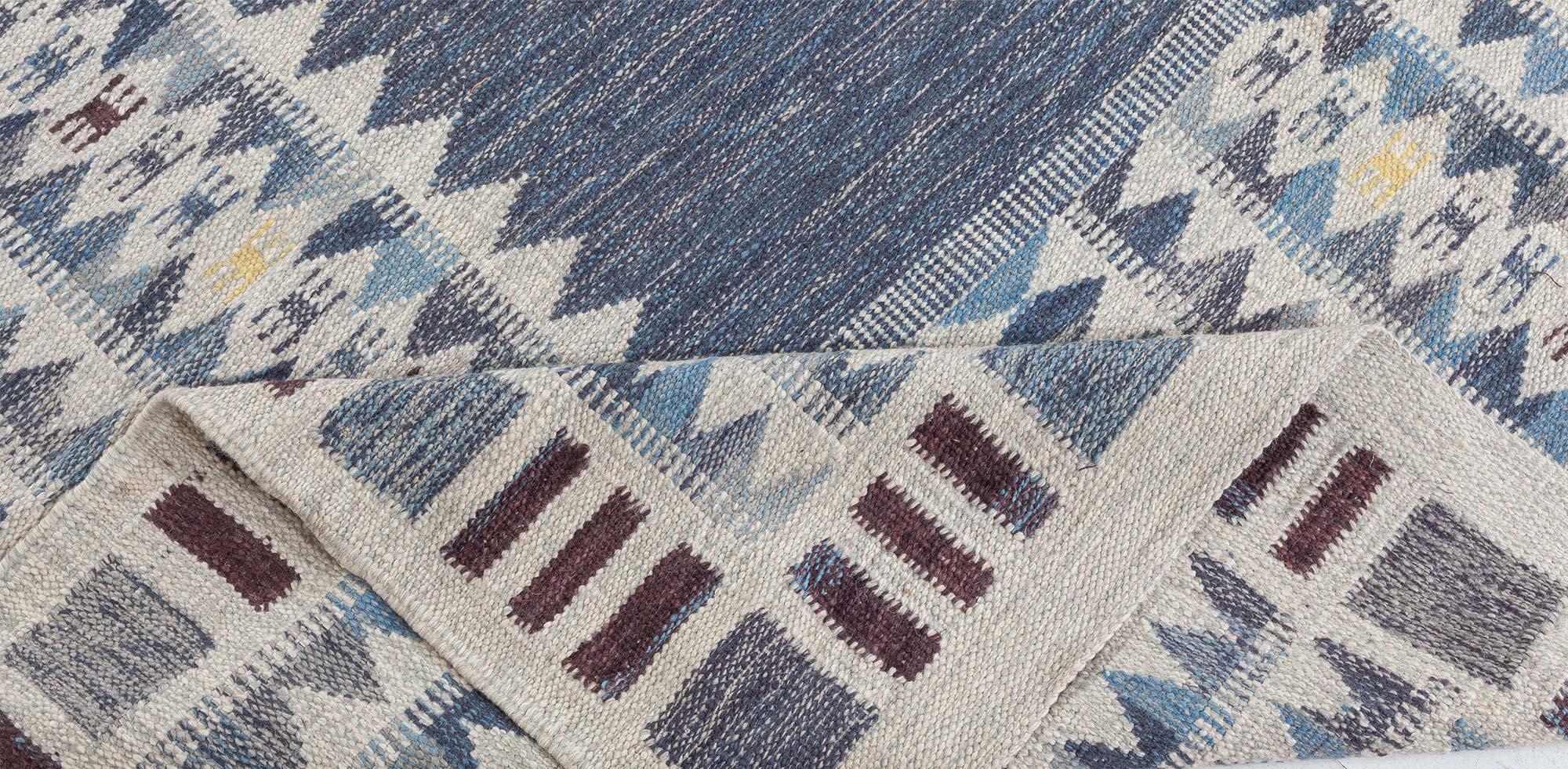 Modern Swedish Rug by Doris Leslie Blau In New Condition For Sale In New York, NY