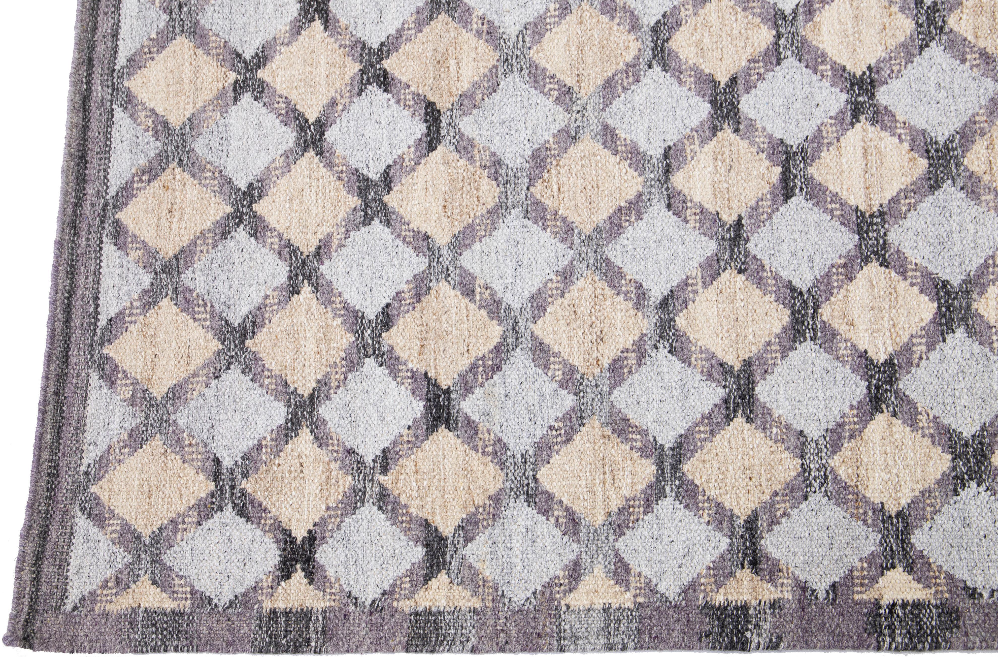 Indian Modern Swedish Style Gray Handmade Geometric Designed Square Wool Rug For Sale