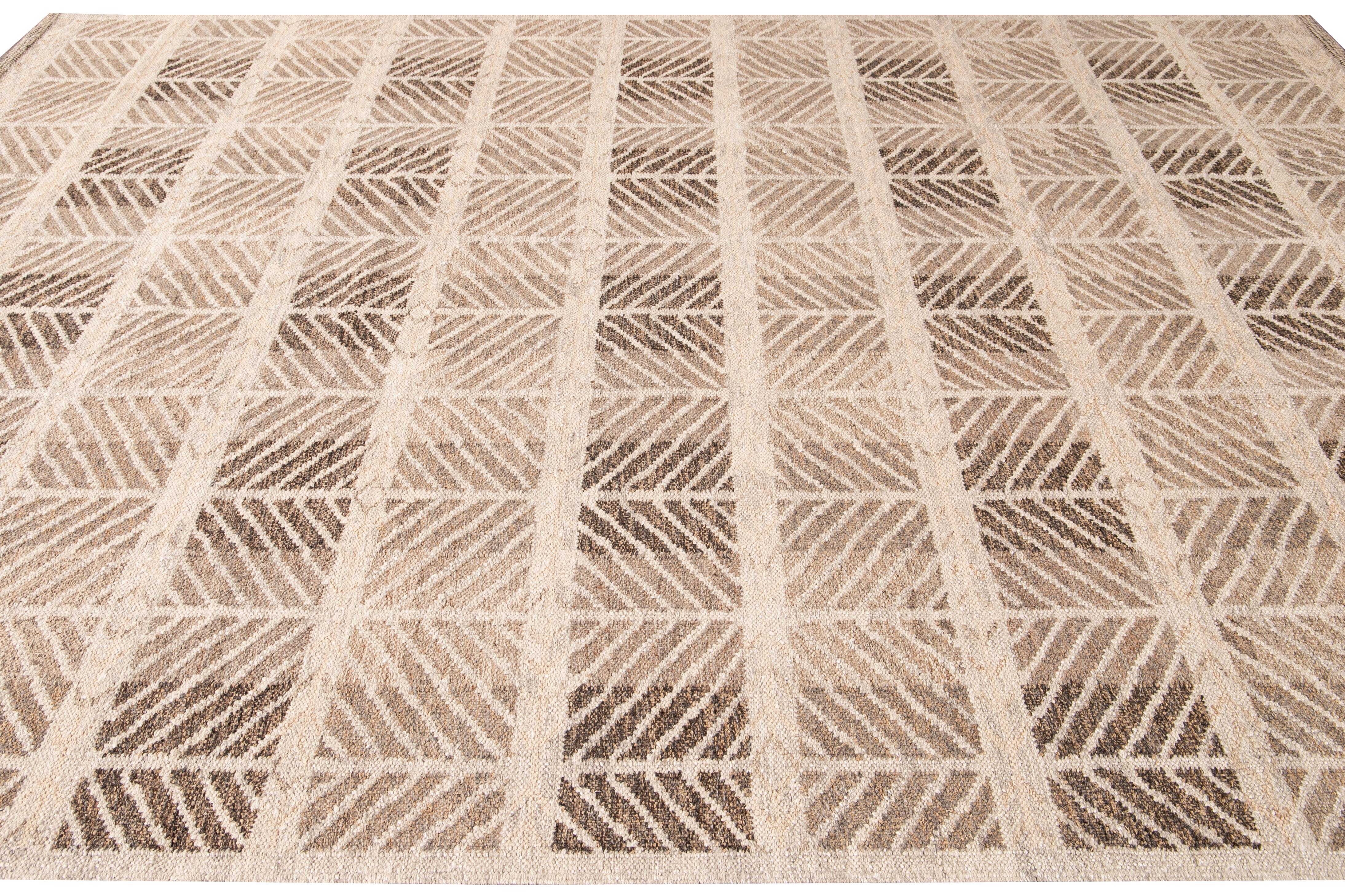 Modern Swedish Style Handmade Beige and Brown Oversize Designed Wool Rug In New Condition For Sale In Norwalk, CT