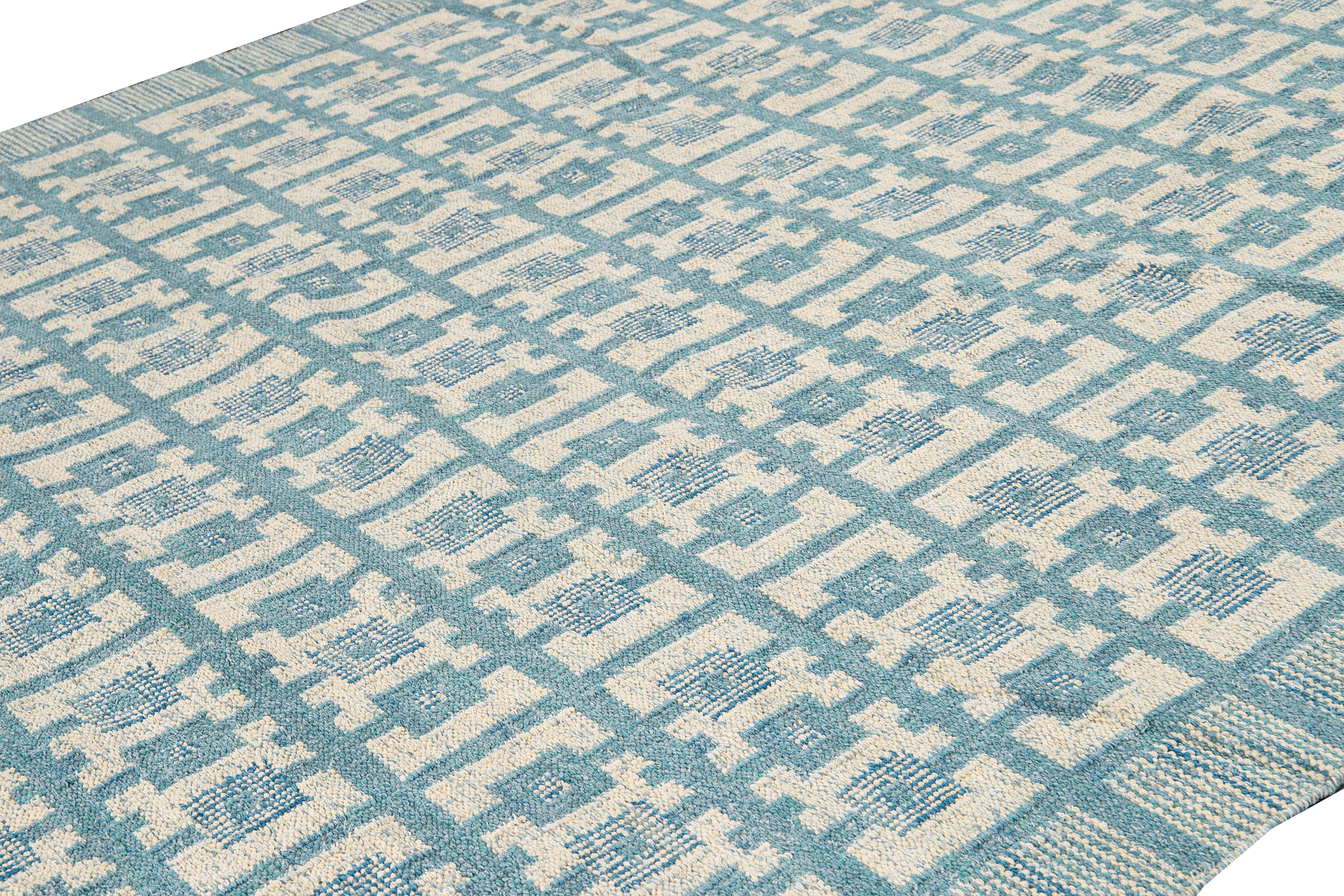 Indian Modern Swedish Style Handmade Geometric Pattern Room size Blue Wool Rug For Sale