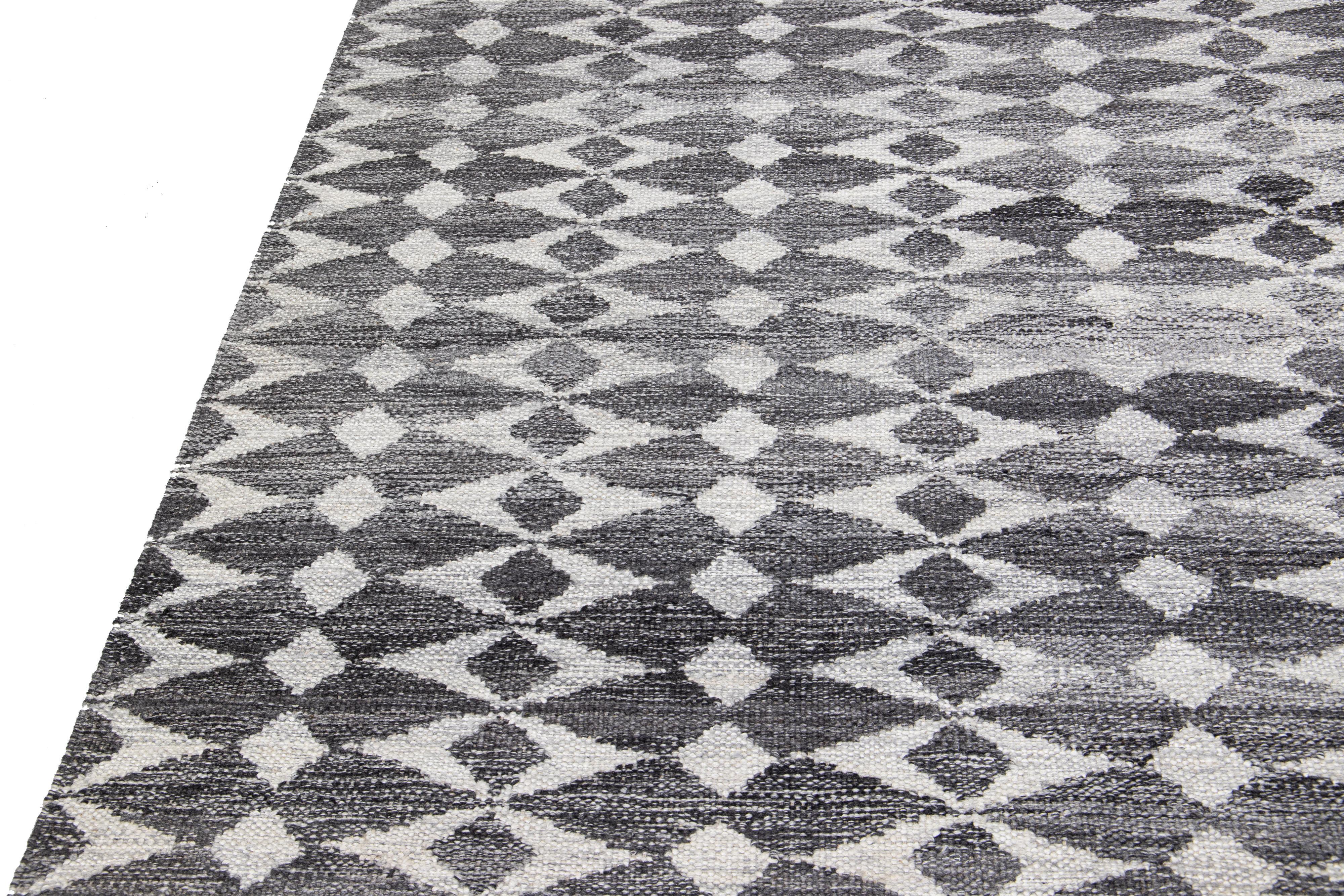 Scandinavian Modern Modern Swedish Style Handmade Oversize Gray Wool Rug With Geometric Pattern For Sale