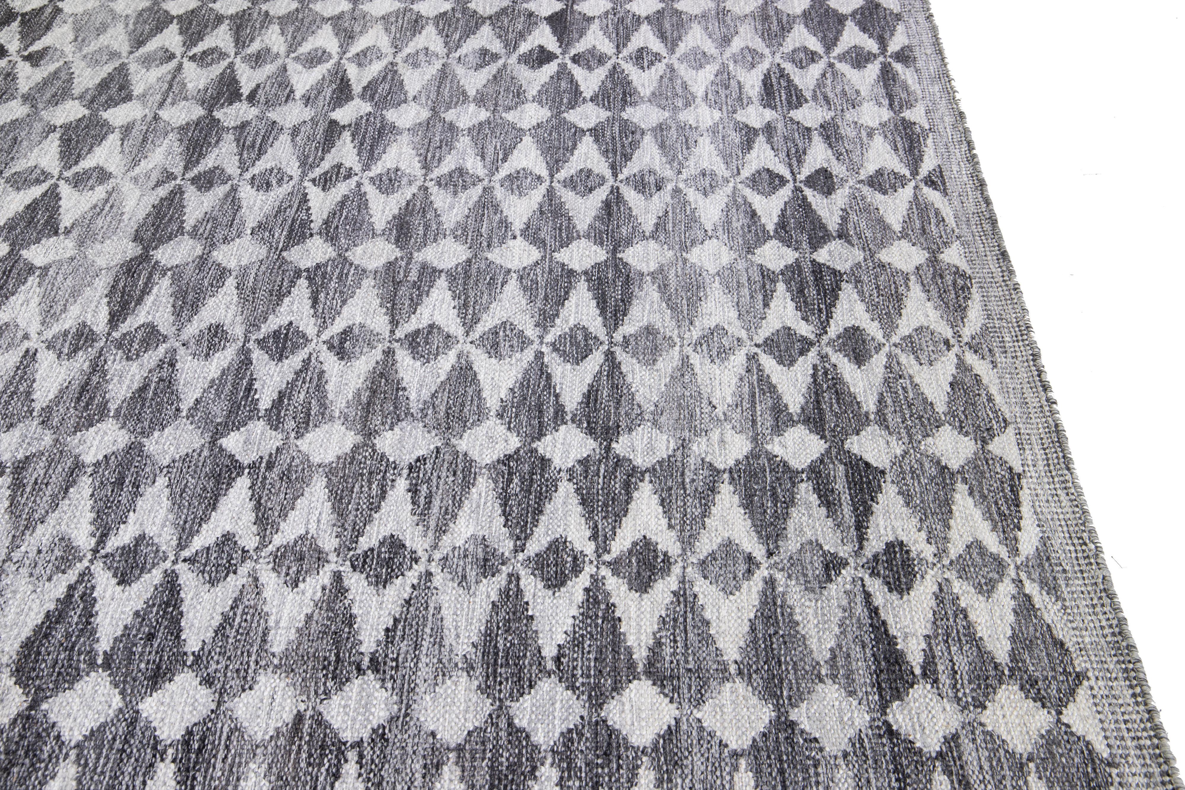 Modern Swedish Style Handmade Oversize Gray Wool Rug With Geometric Pattern For Sale 1