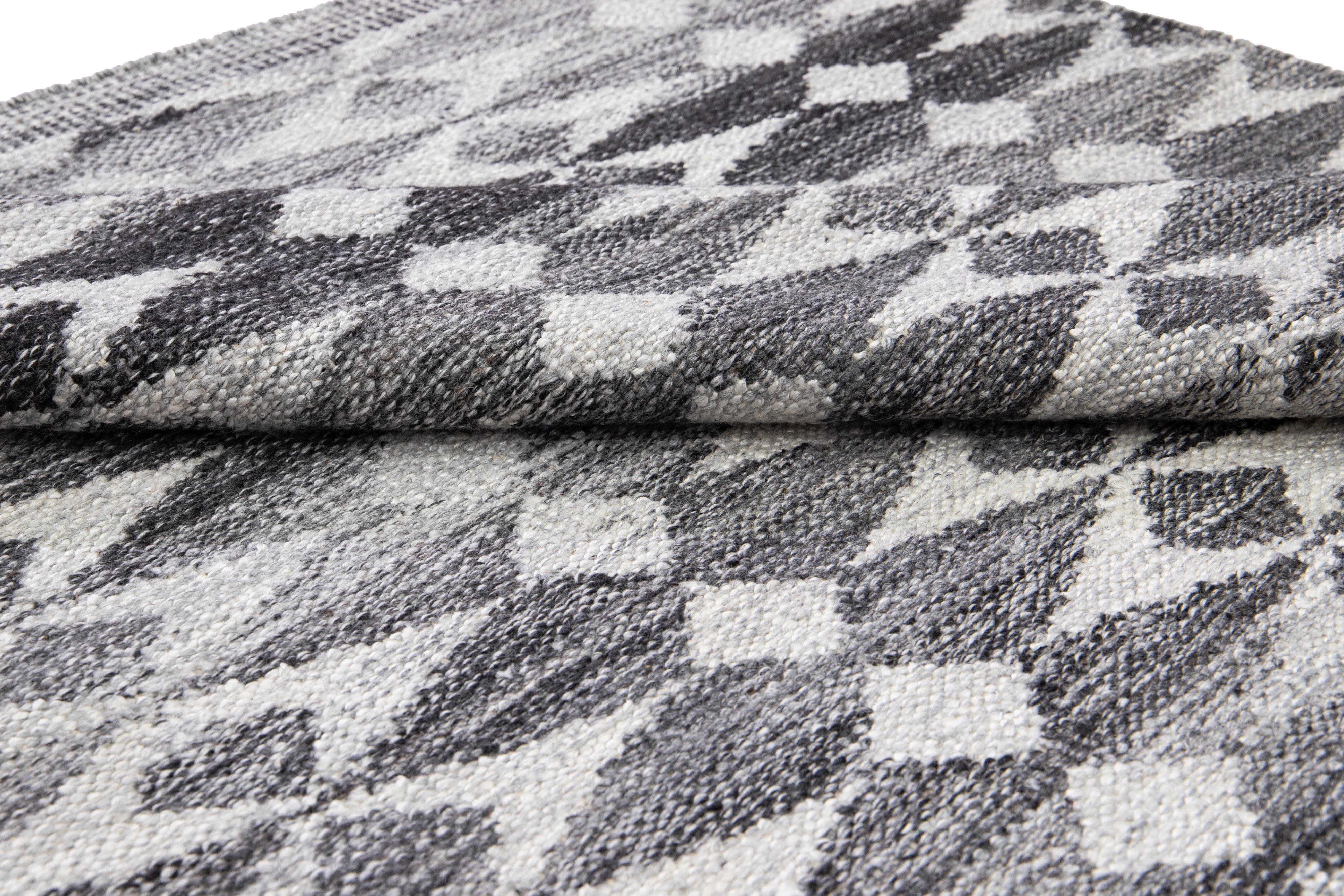 Modern Swedish Style Handmade Oversize Gray Wool Rug With Geometric Pattern For Sale 2
