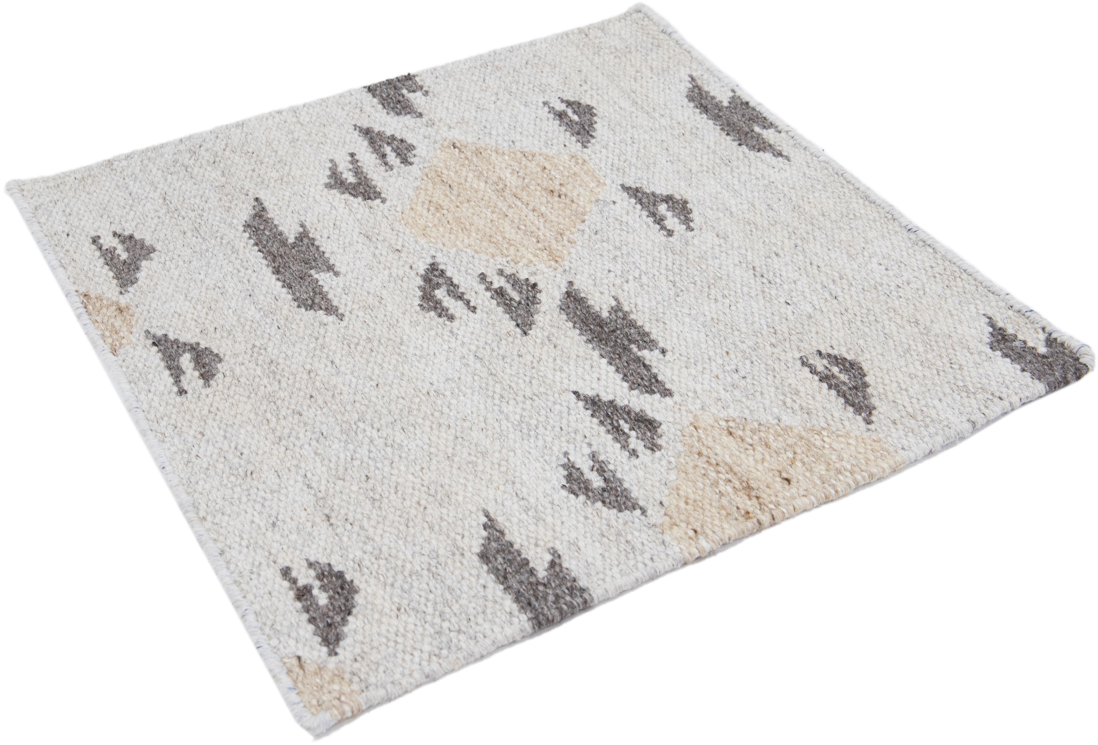Indian Modern Swedish Style Handwoven Abstract Custom Ivory Wool Rug For Sale