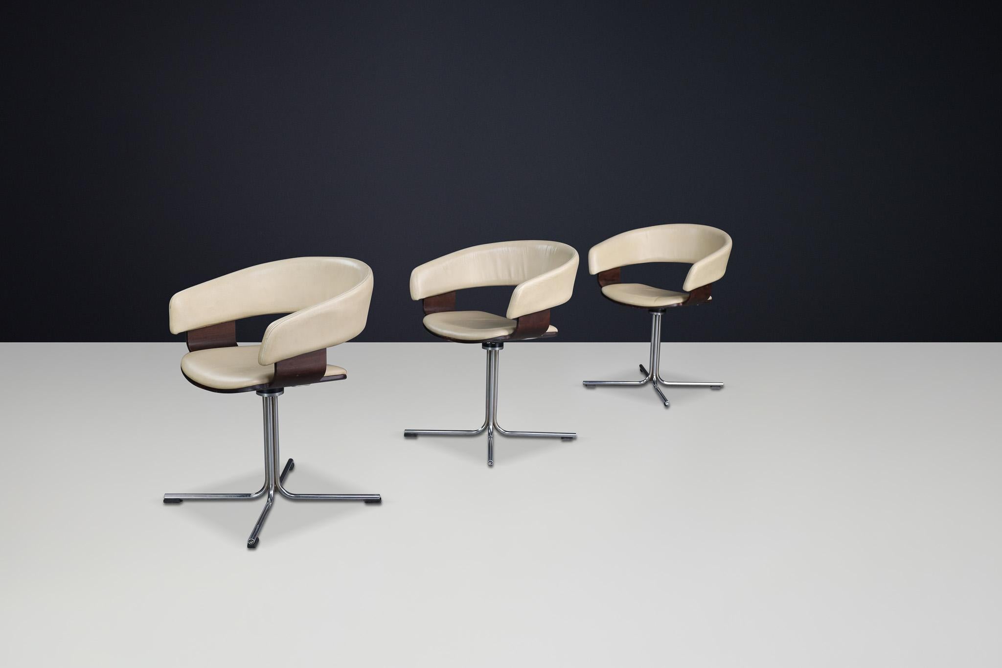 Mid-Century Modern Fauteuils de salle à manger pivotants modernes de John Coleman pour Allermuir, États-Unis, années 1990 en vente