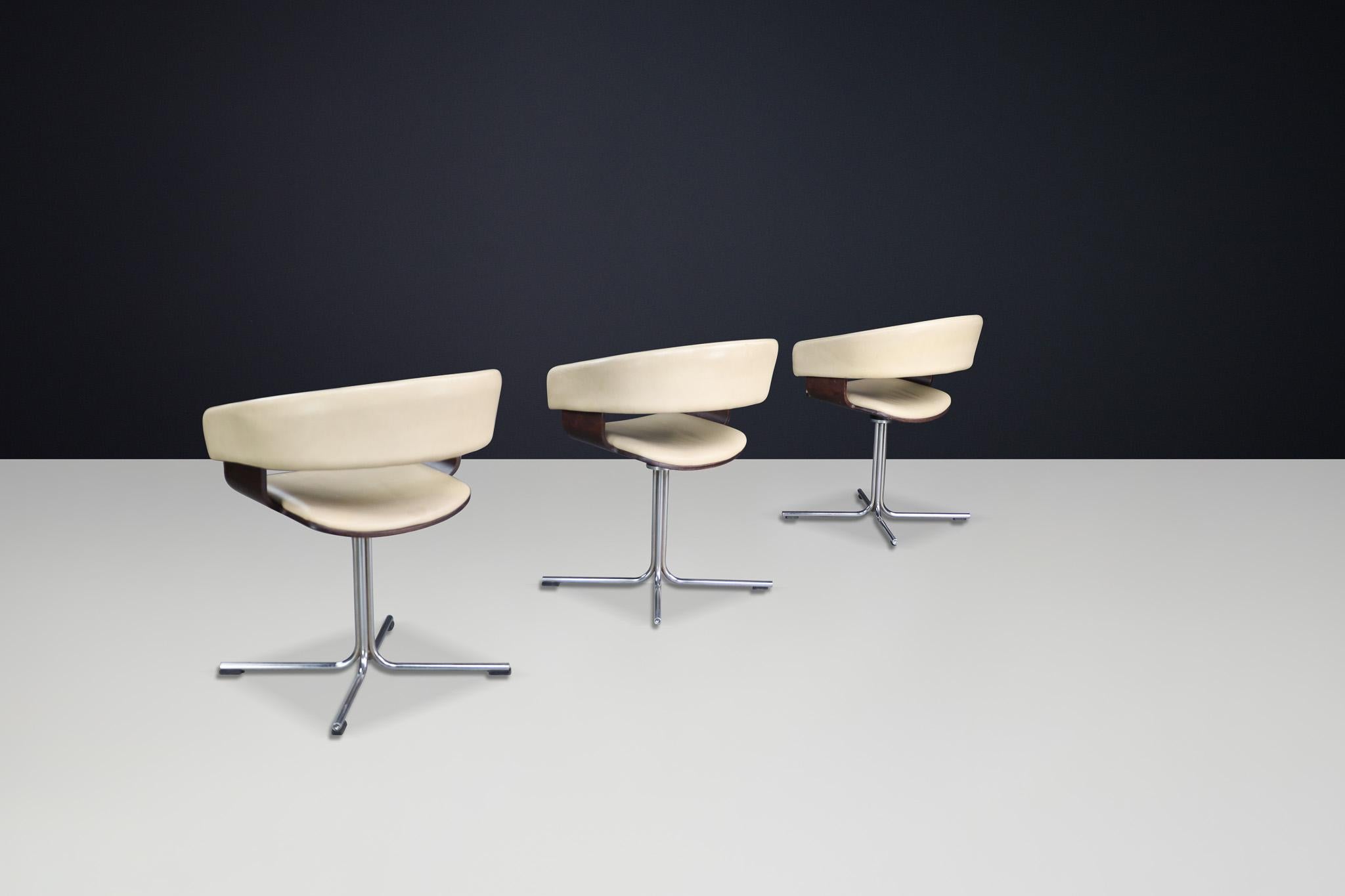 Fauteuils de salle à manger pivotants modernes de John Coleman pour Allermuir, États-Unis, années 1990 en vente 1