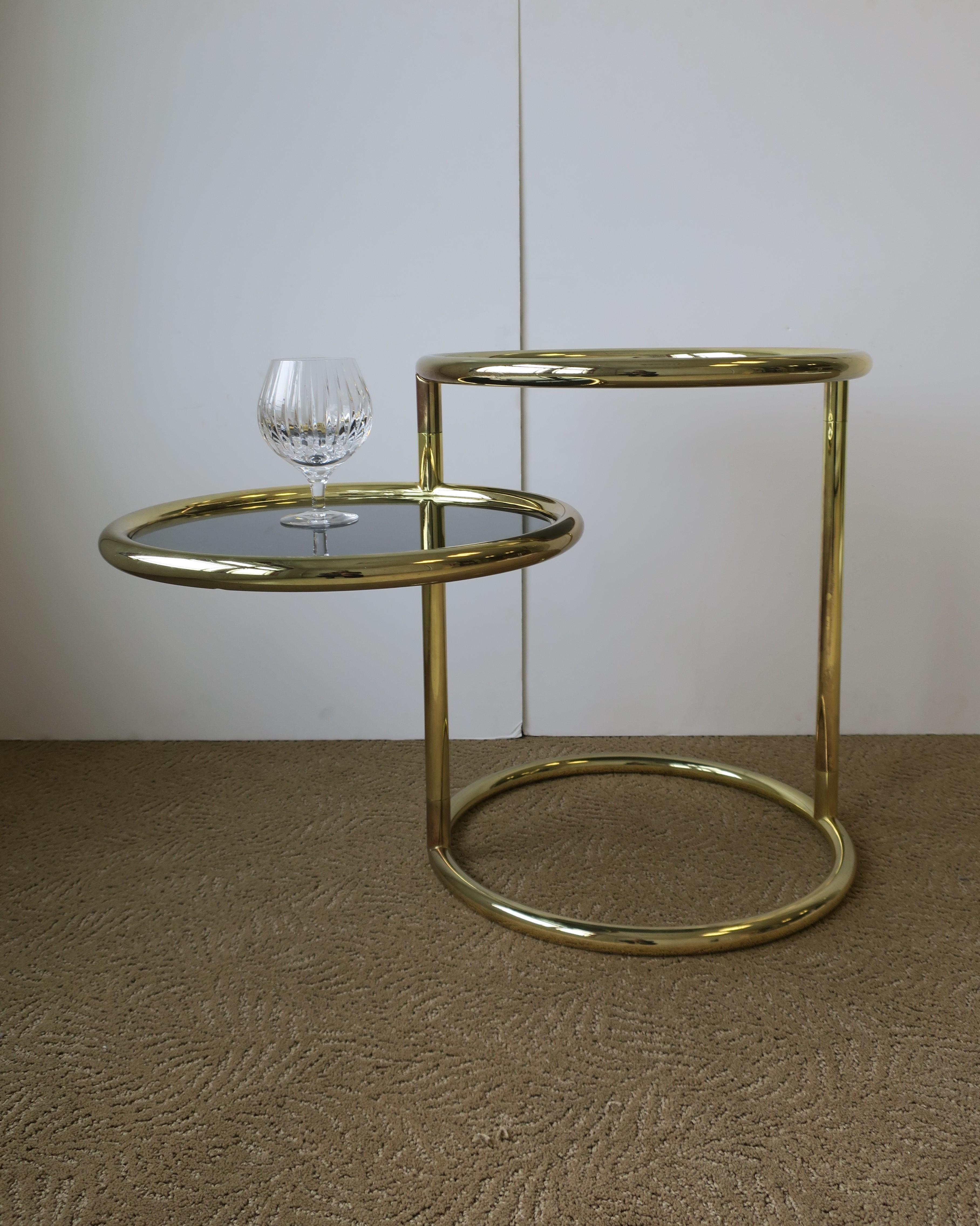 Modern Swivel Round Brass and Glass Side Table After Milo Baughman, ca. 1970s 3