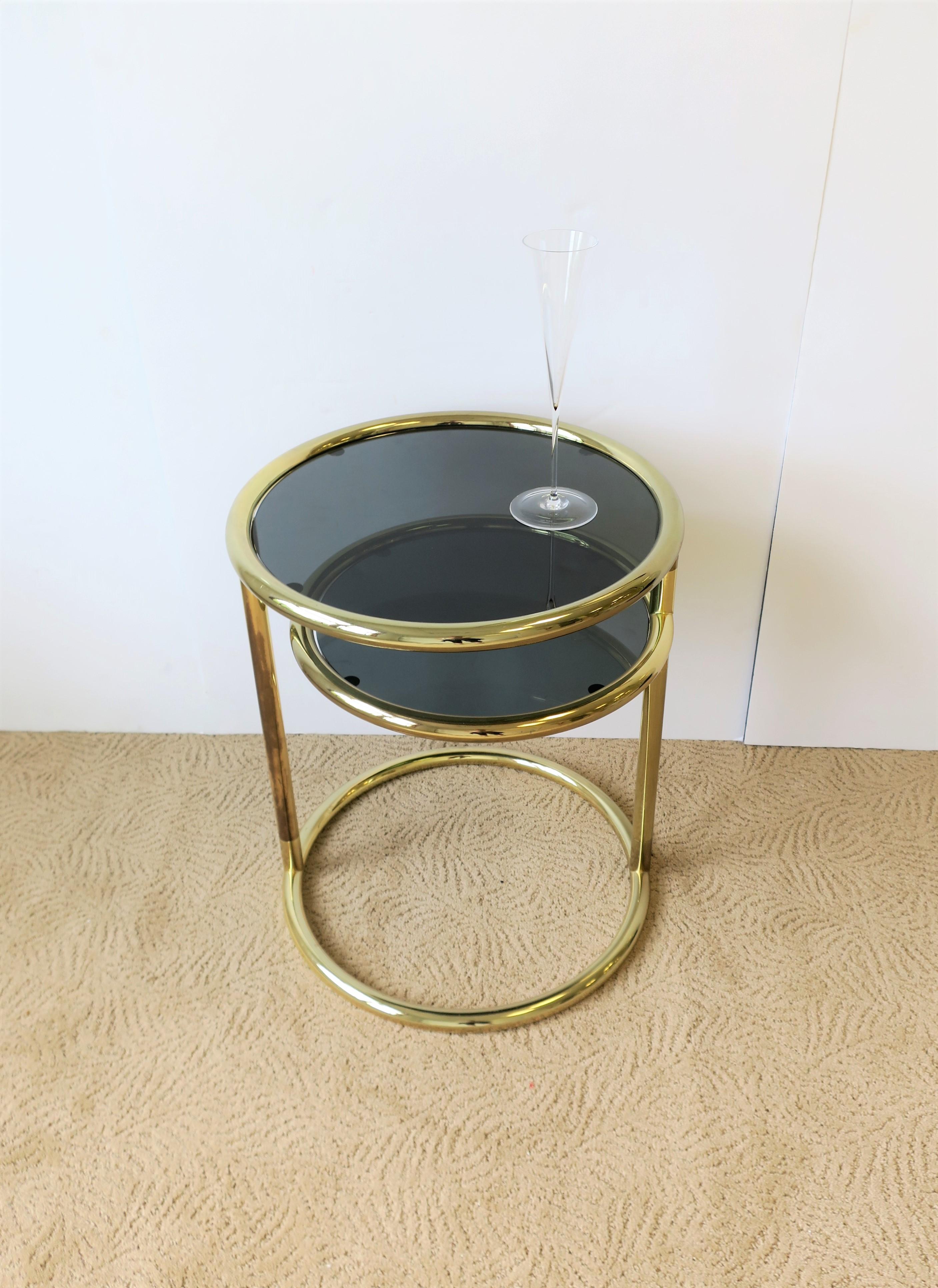 Modern Swivel Round Brass and Glass Side Table After Milo Baughman, ca. 1970s 9