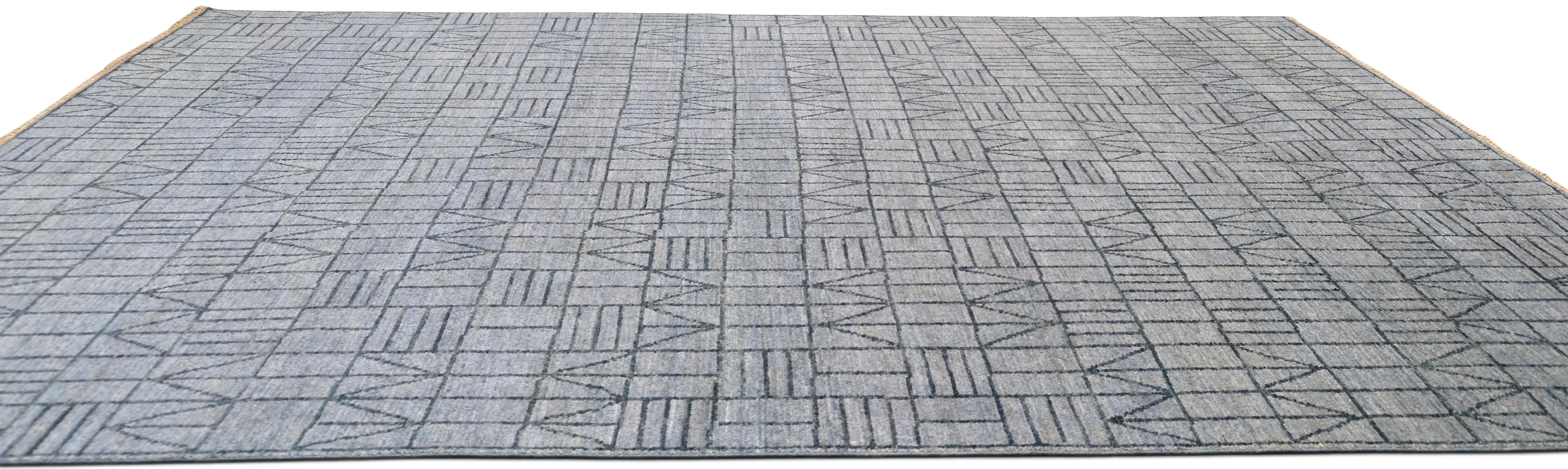 Pakistano Tappeto moderno in lana foderato simmetrico 8'8''x11'10'' in vendita