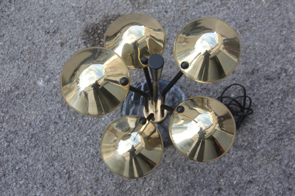 Lampada da tavolo moderna in ottone nero e oro Molti funghi ispirati al Medioevo in vendita 2