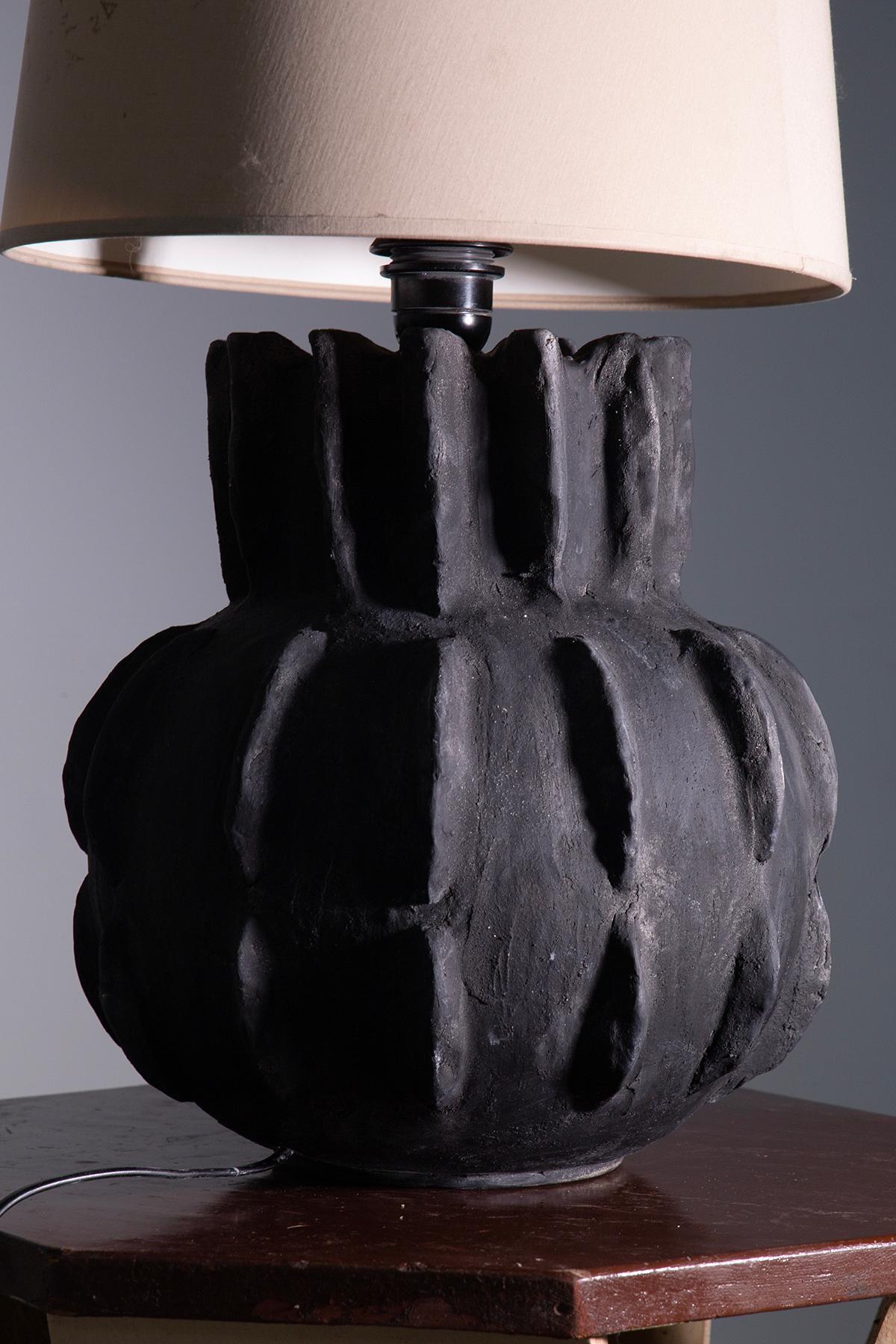 Lampe de table moderne conçue par le designer italien Costa en vente 1