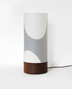 Modern Table Lamp with Round Base by La Loupe