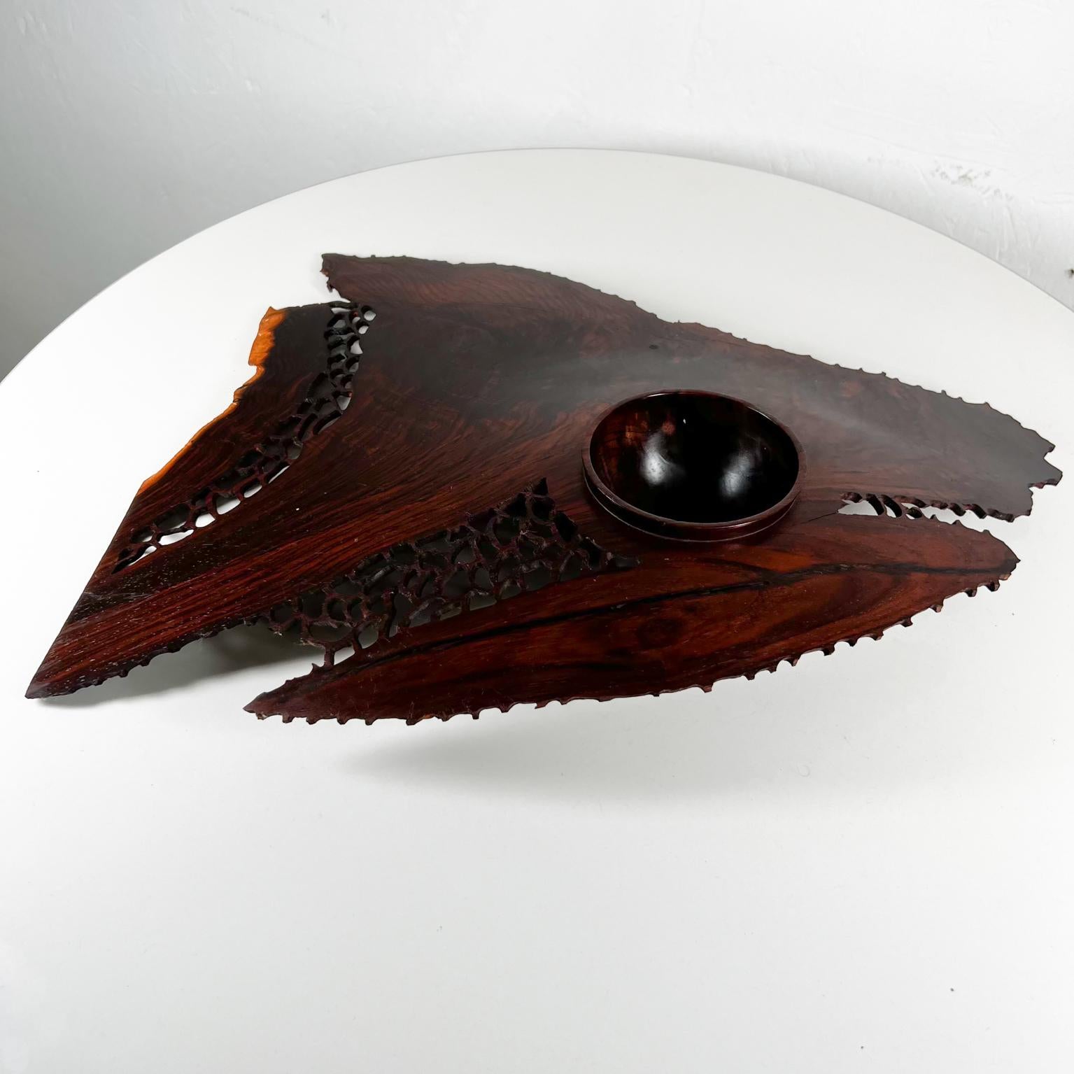 Americano Scultura da tavolo moderna in legno di palissandro organico a reticolo in vendita
