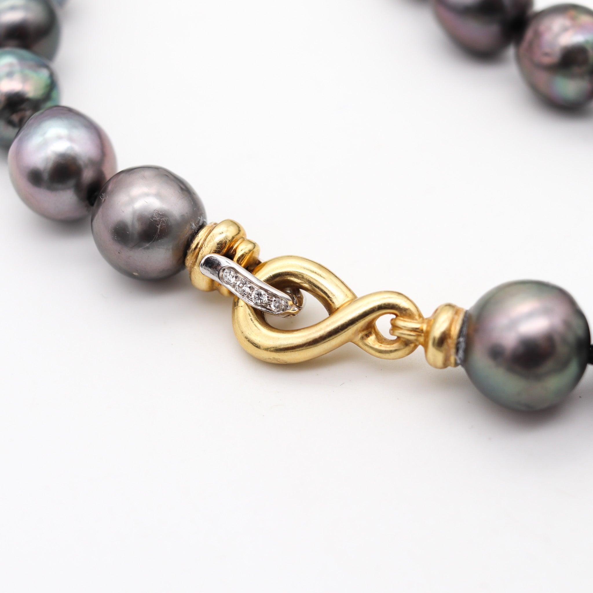 Modernist MODERN Tahitian Black-Gray Pearls Necklace In 18Kt Gold With VS Diamonds
