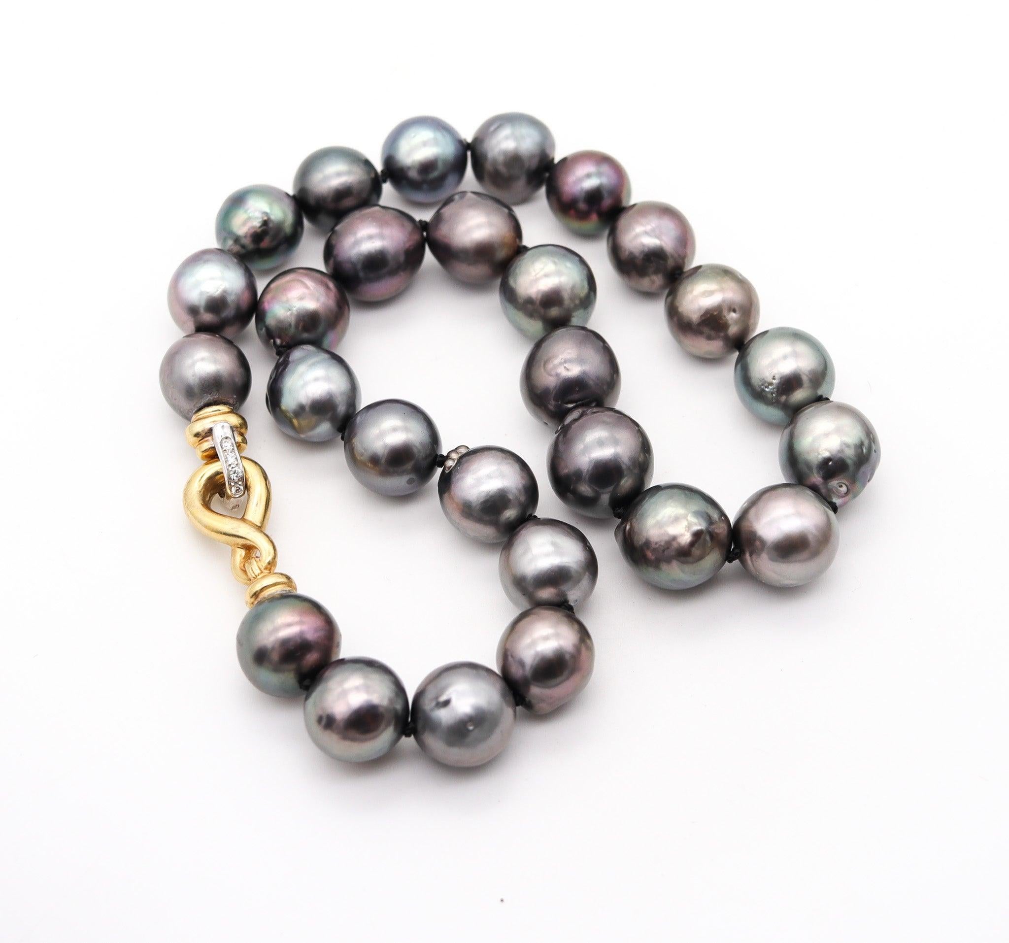 Brilliant Cut MODERN Tahitian Black-Gray Pearls Necklace In 18Kt Gold With VS Diamonds