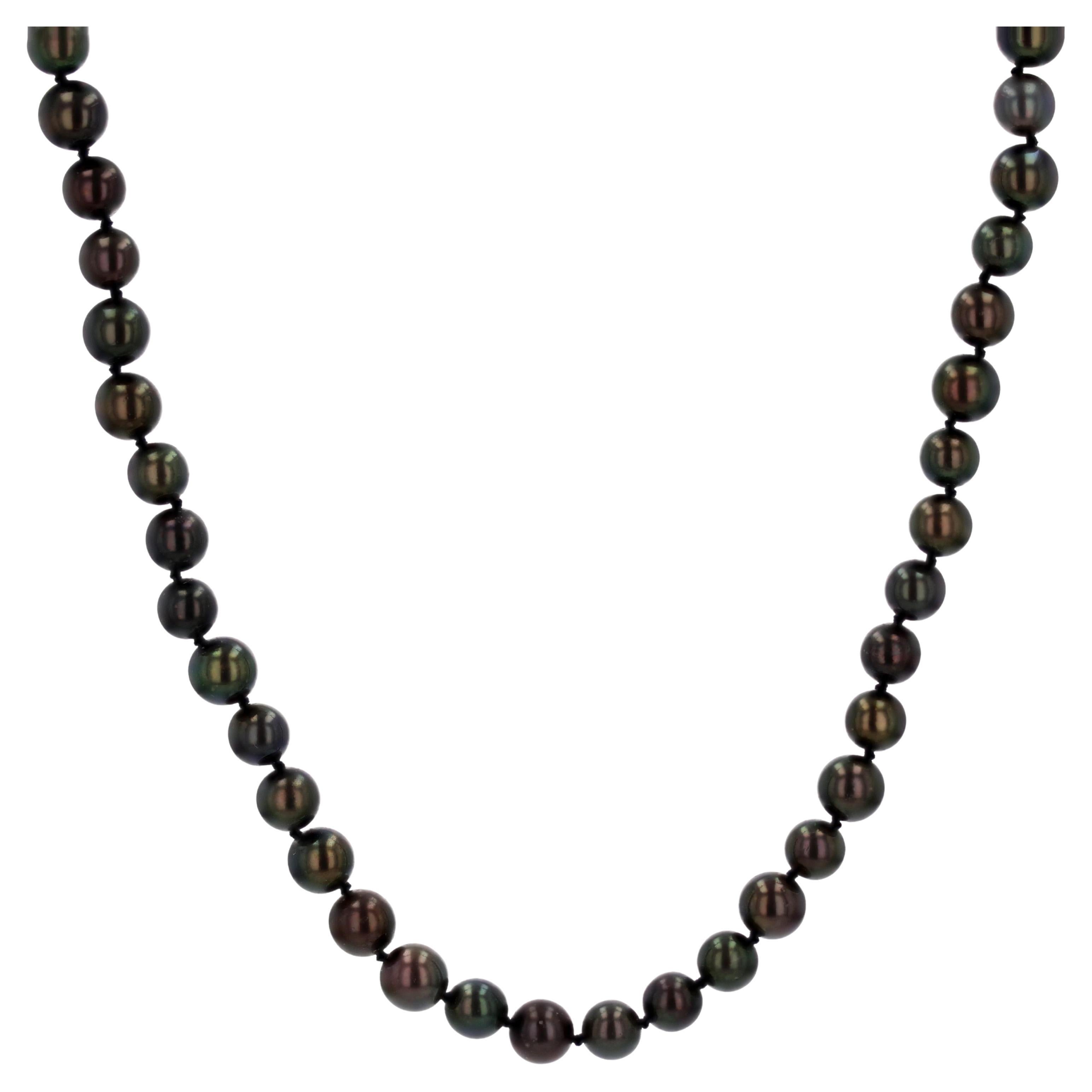 Modern Tahitian Cultured Pearls Choker Necklace