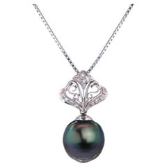 Modern Tahitian Pearl Diamonds 18 Karat White Gold Pendant Chain Necklace
