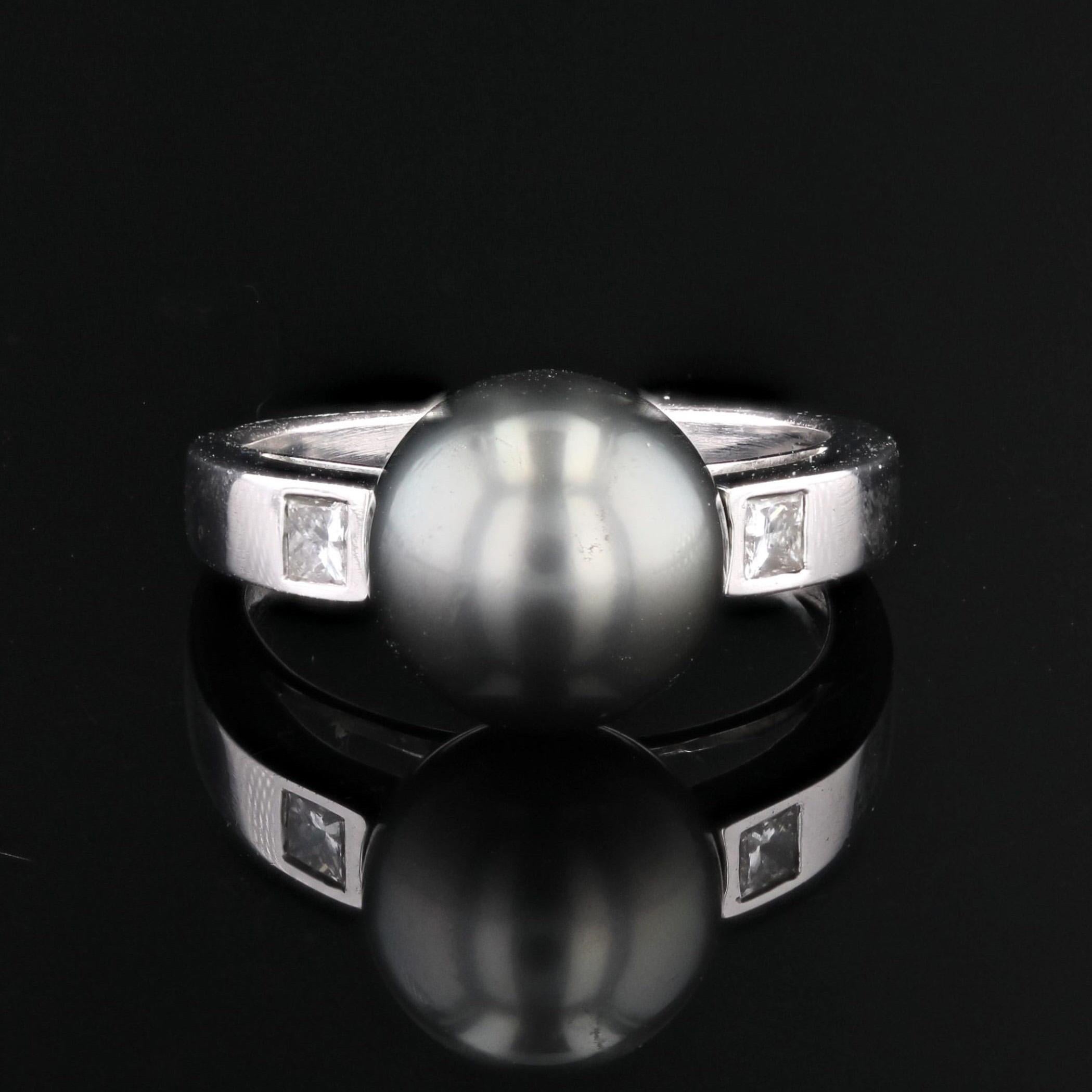 Anello moderno con perle di Tahiti e diamanti in oro bianco 18 carati In condizioni ottime in vendita a Poitiers, FR