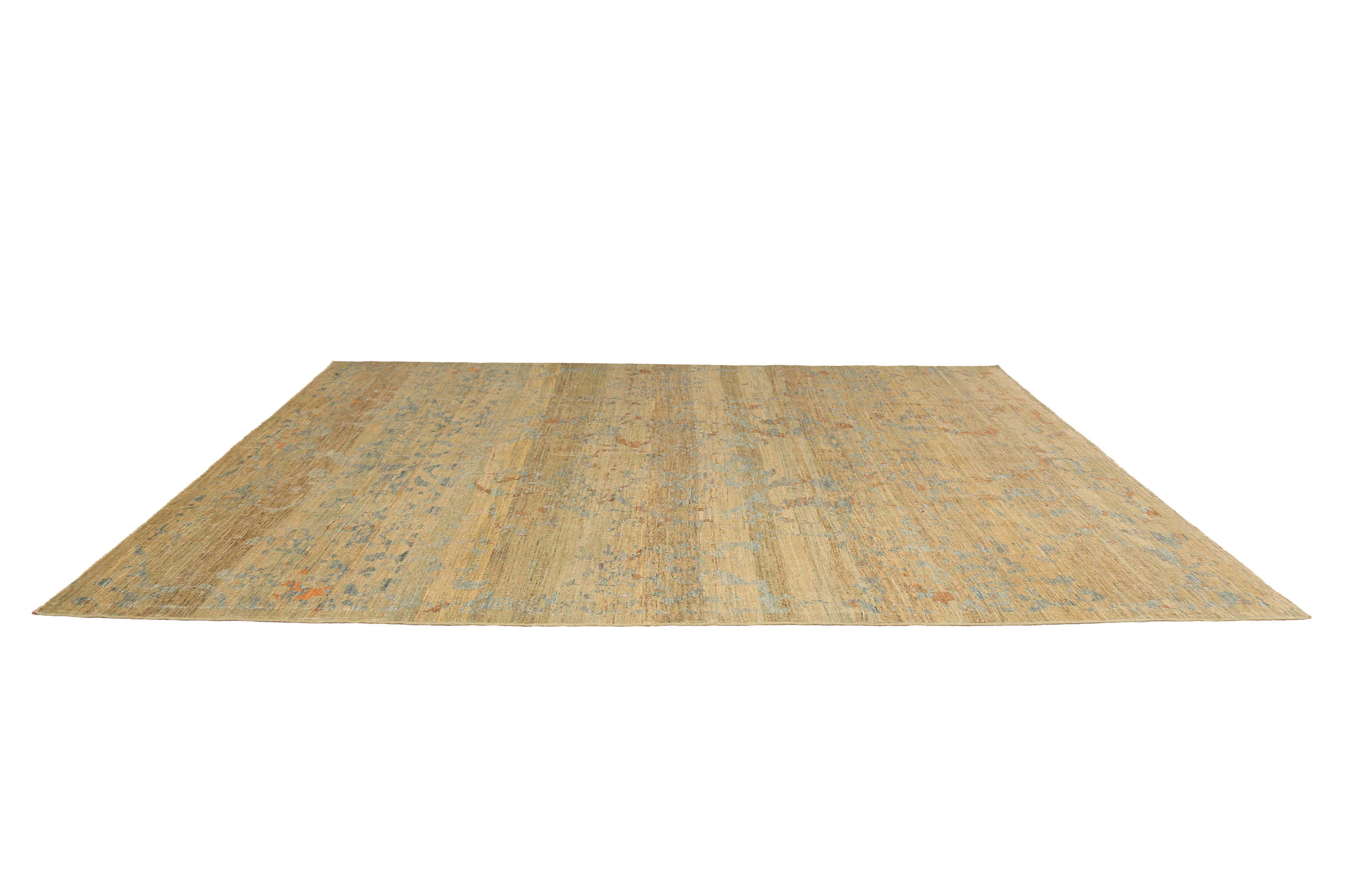 Hand-Woven Modern Tan Turkish Sultanabad Rug For Sale