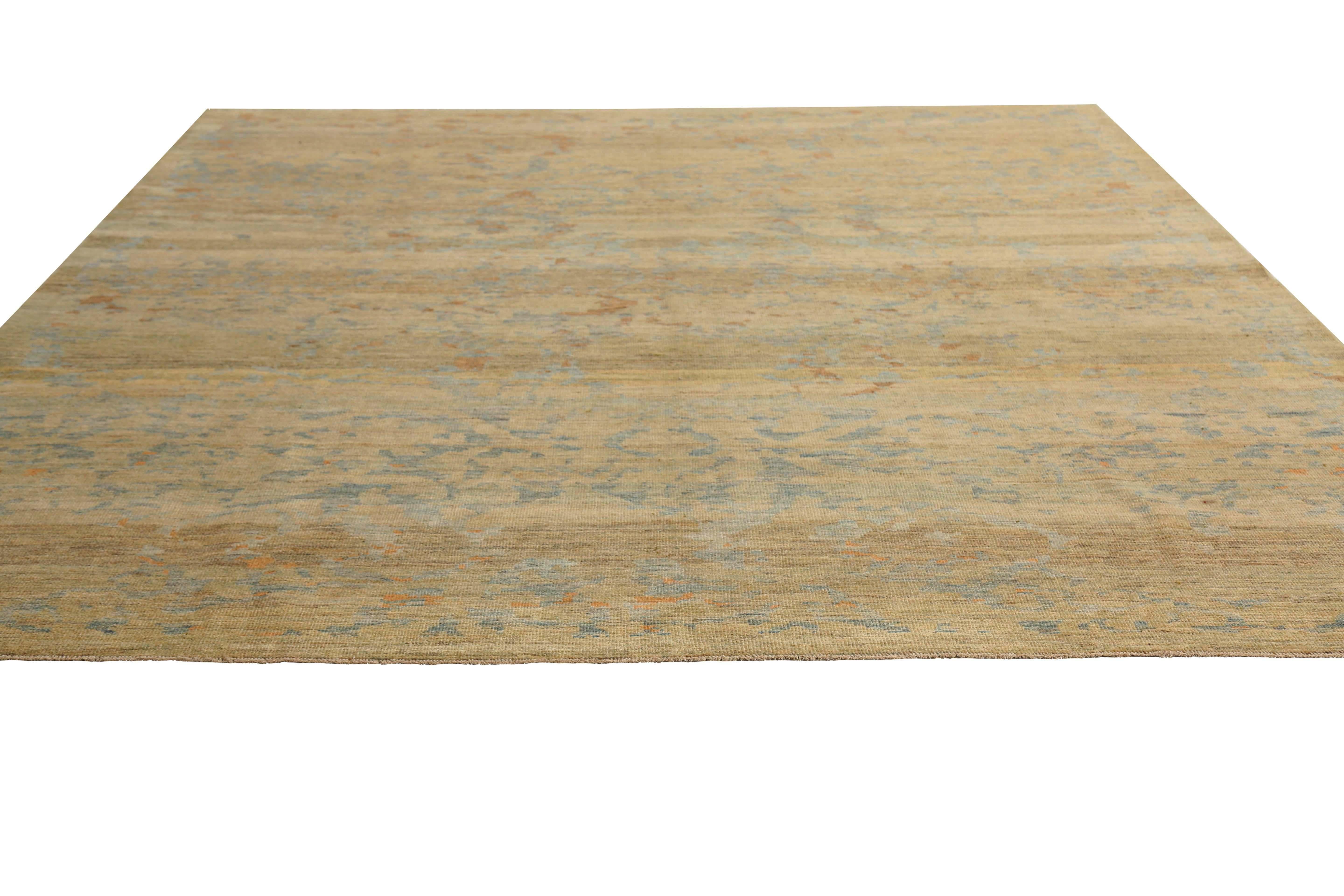 Wool Modern Tan Turkish Sultanabad Rug For Sale