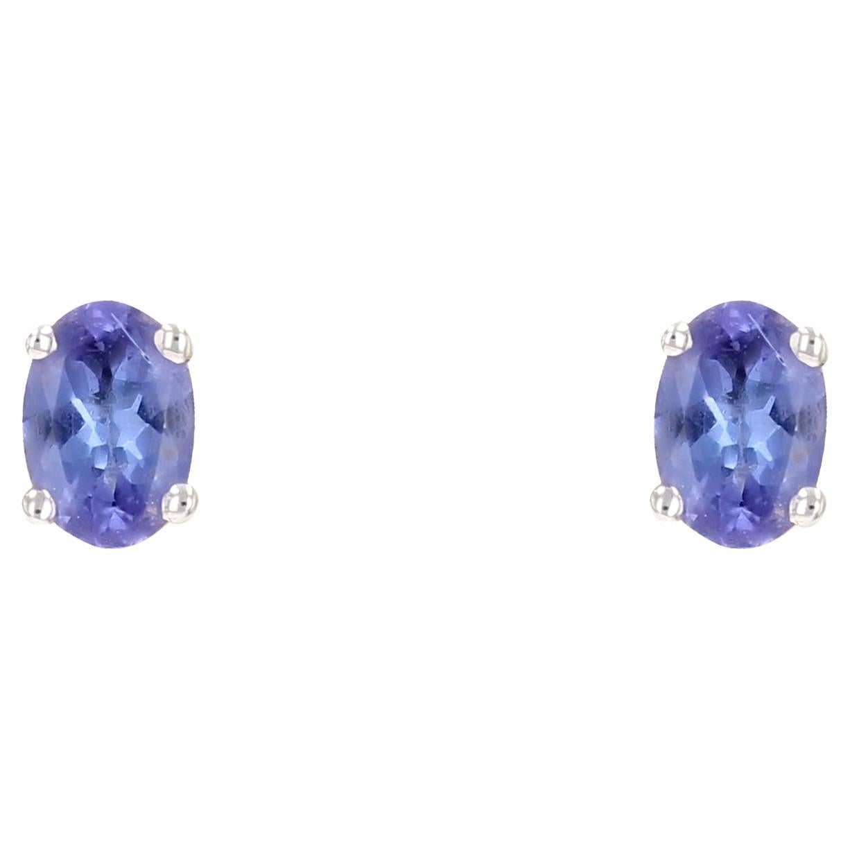 Modern Tanzanite 18 Karat White Gold Stud Earrings