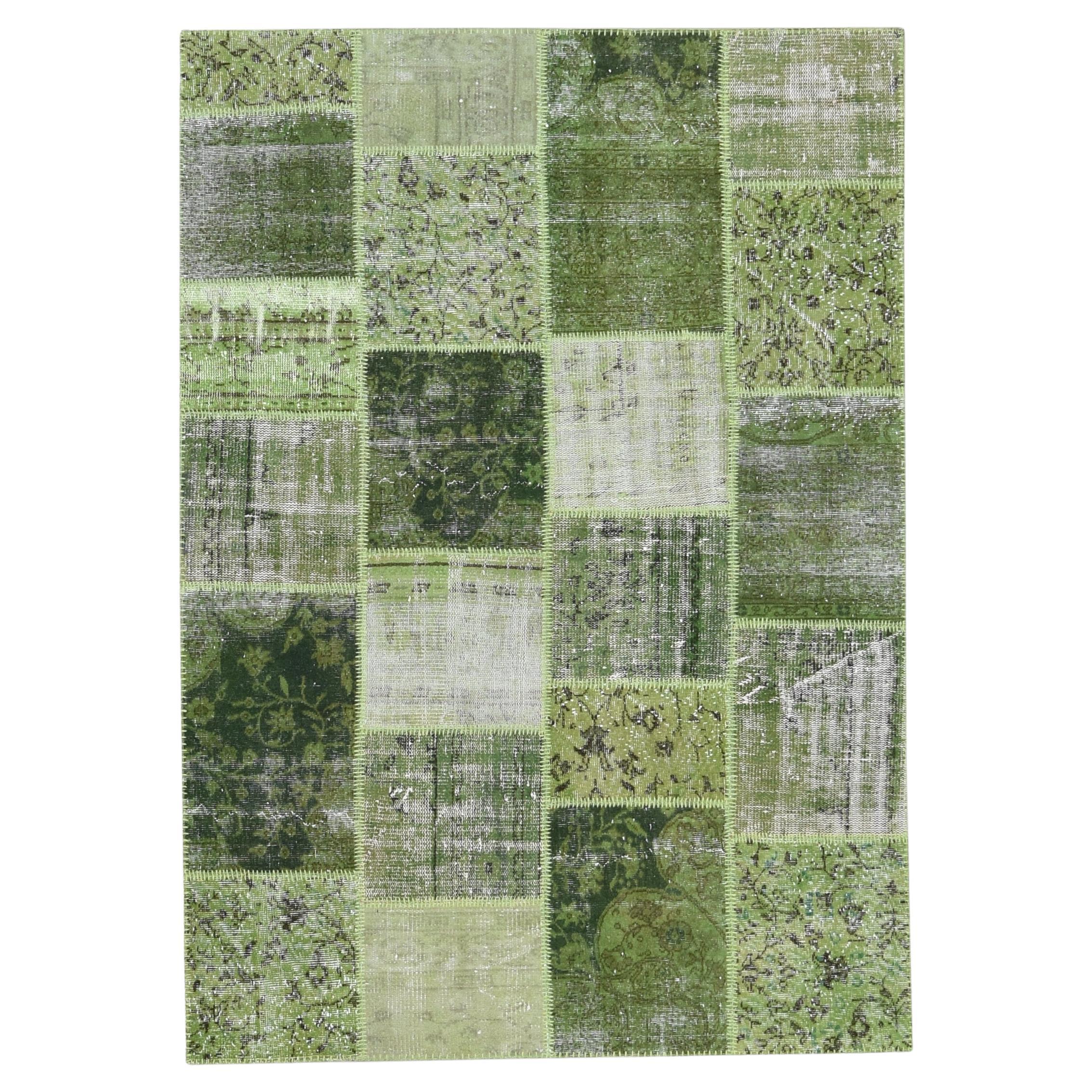 Modern Tapestry of Green Patchwork Wool Rug 5'7''x7'11''