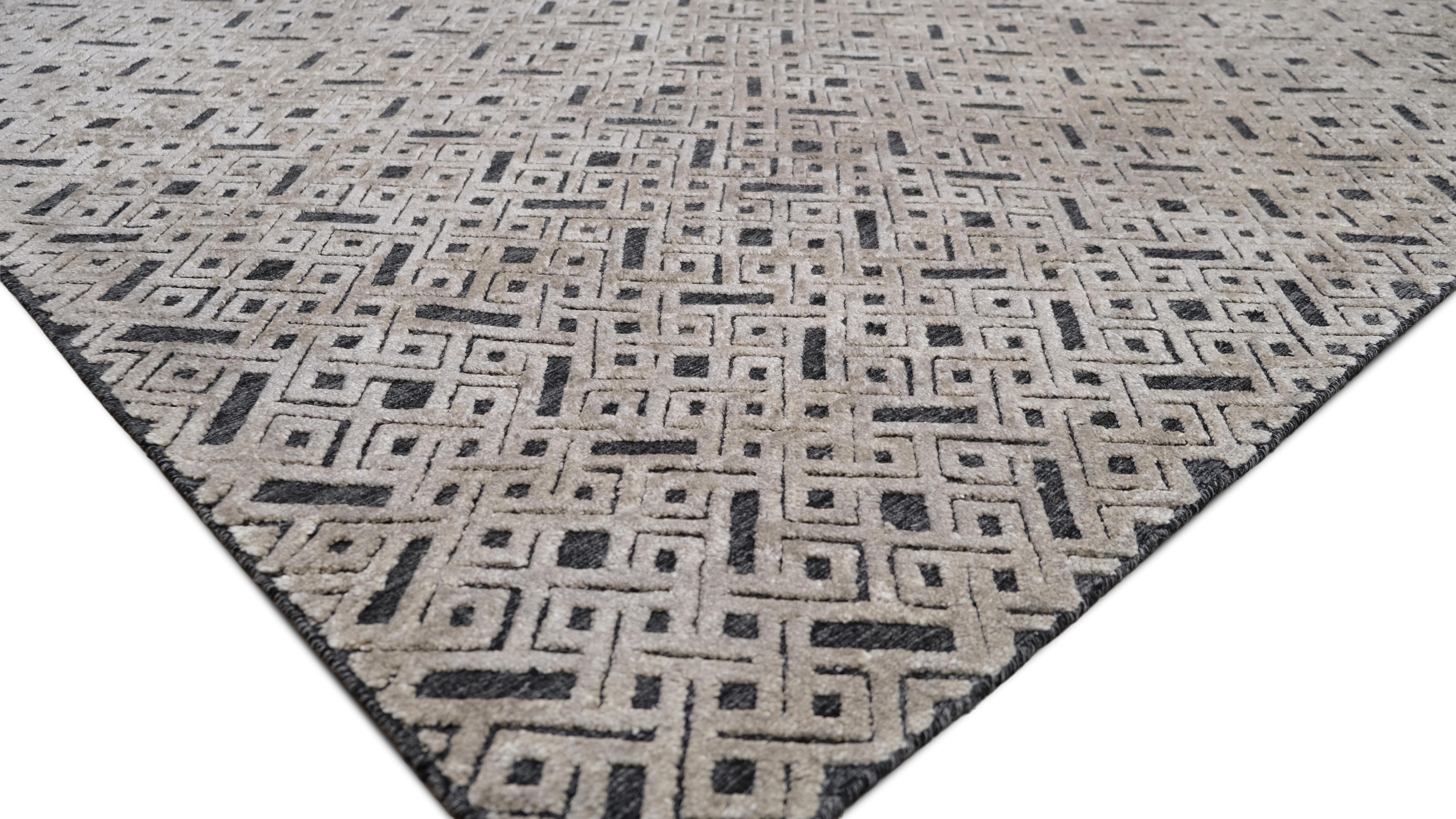Moderno Tappeto moderno in lana e seta a reticolo geometrico Taupe 9'1''x12' in vendita